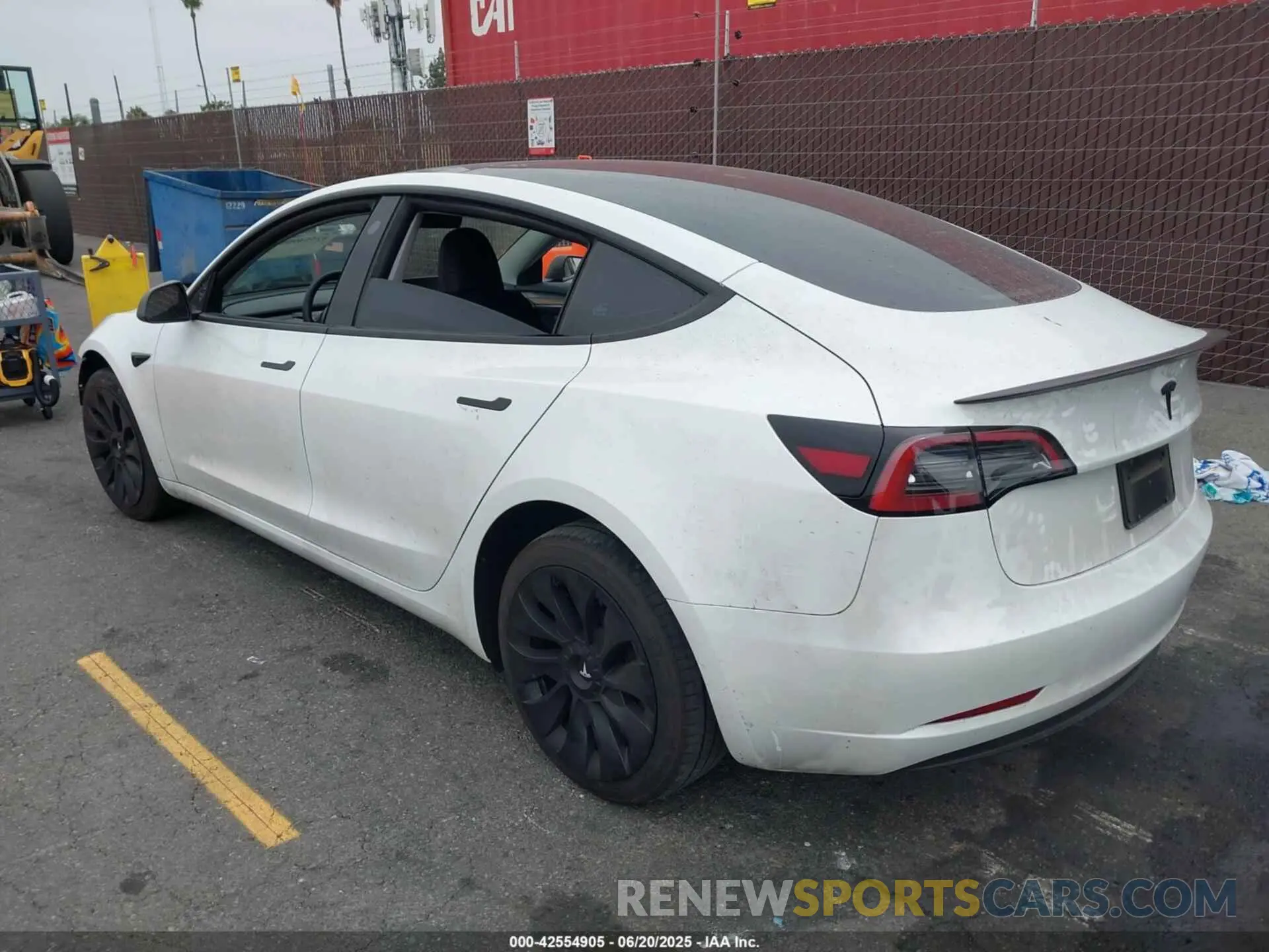 3 Photograph of a damaged car 5YJ3E1EA3PF641547 TESLA MODEL 3 2023