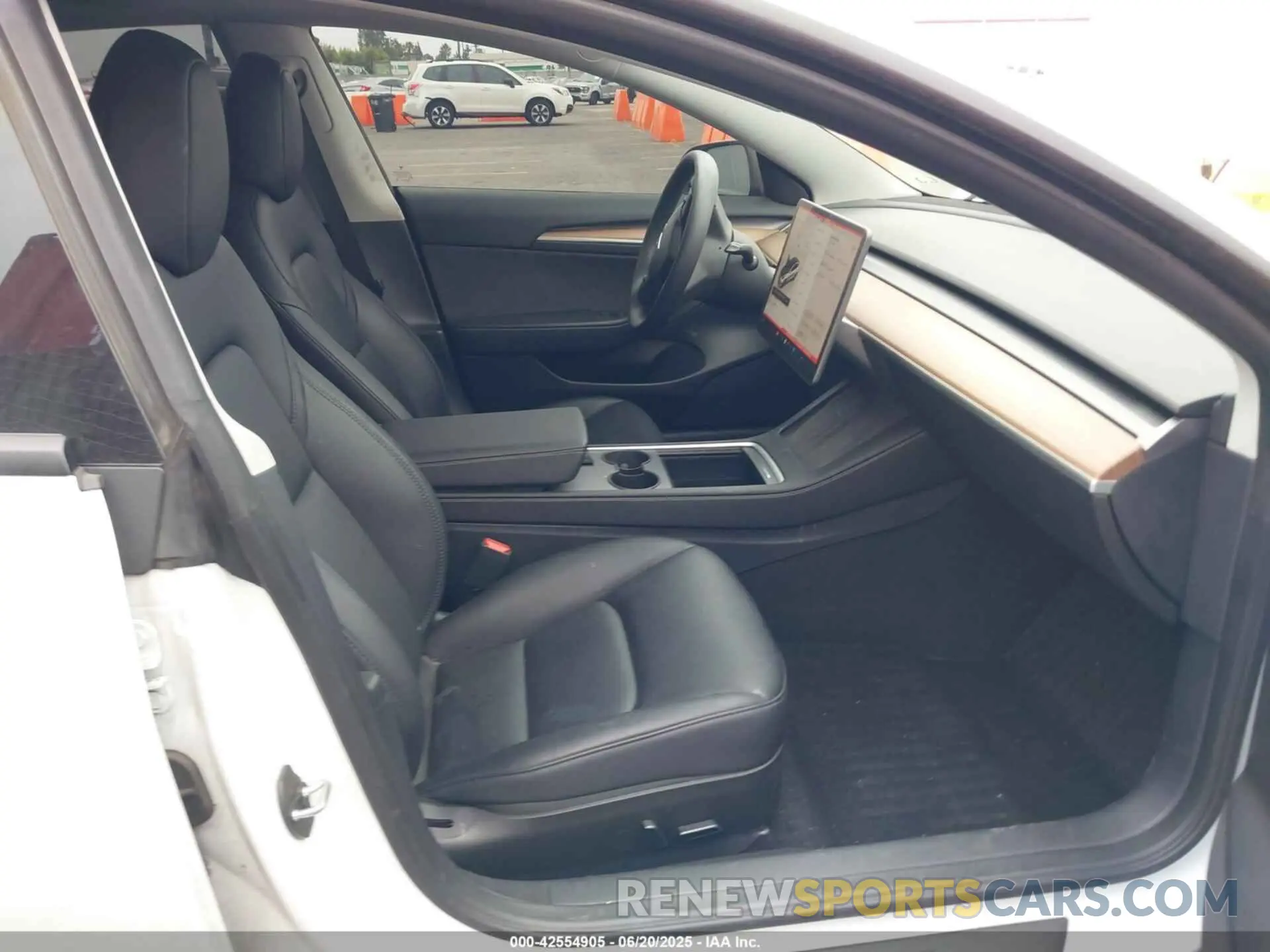 5 Photograph of a damaged car 5YJ3E1EA3PF641547 TESLA MODEL 3 2023