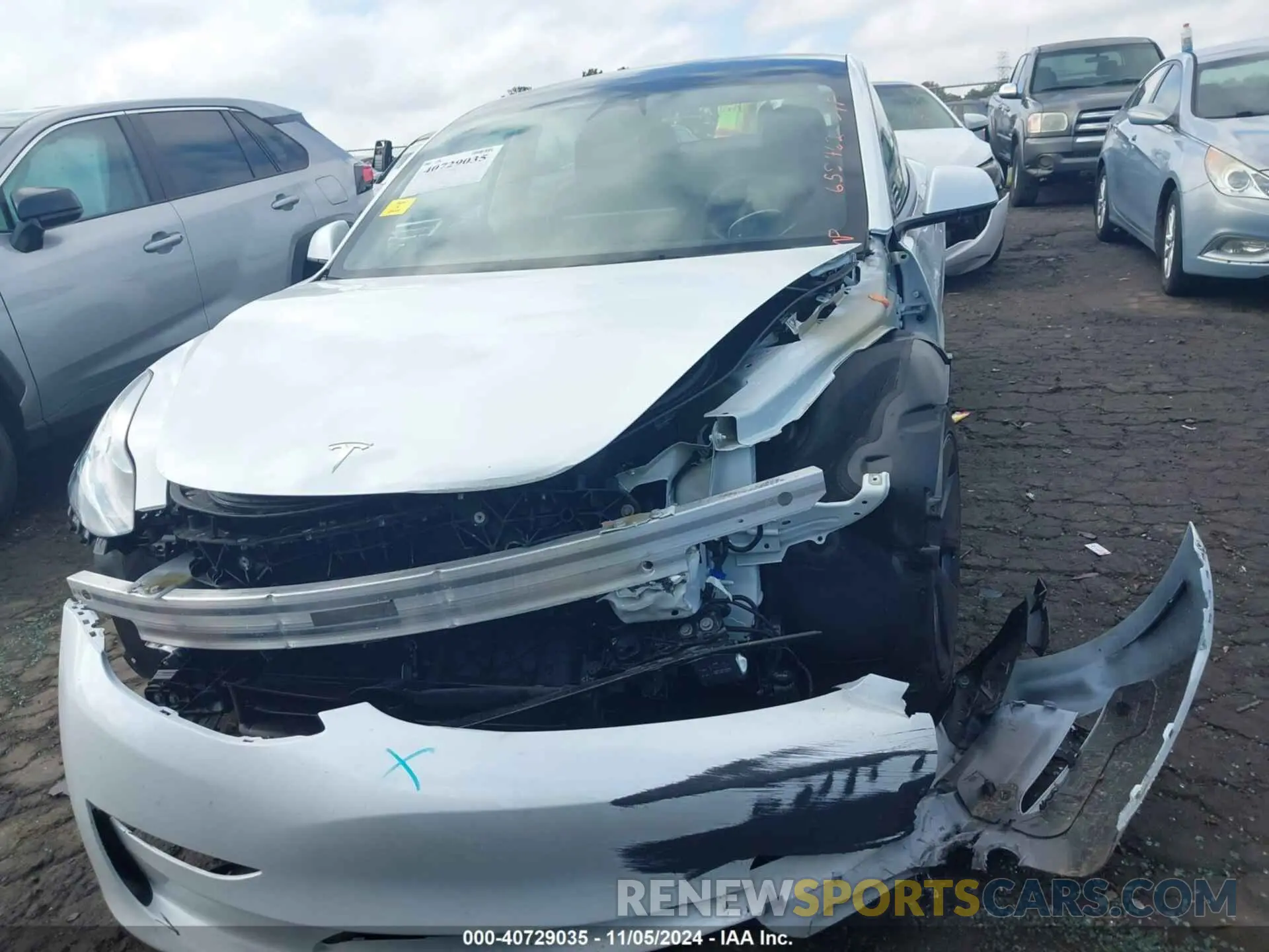 13 Photograph of a damaged car 5YJ3E1EA3PF658462 TESLA MODEL 3 2023