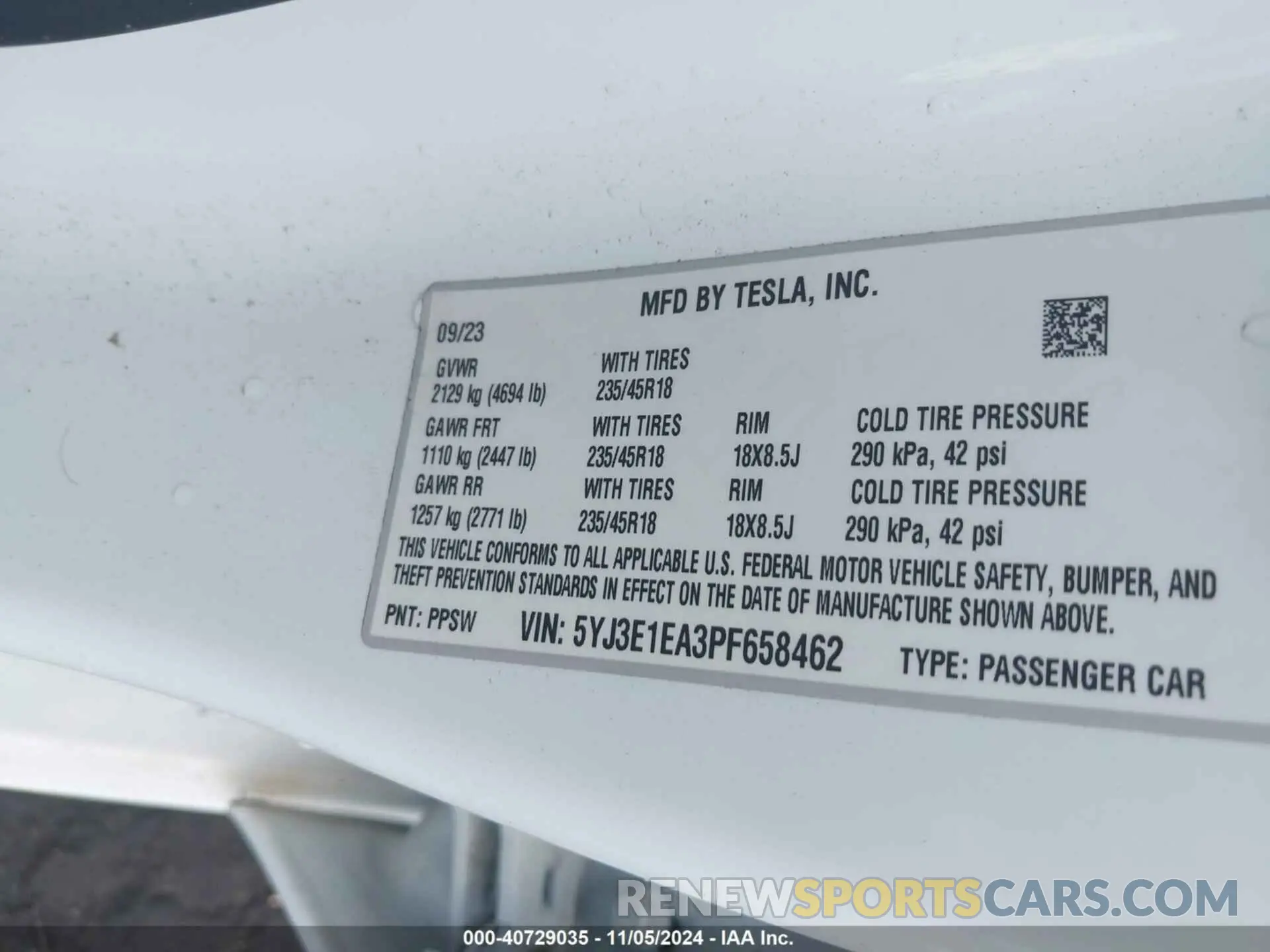 9 Photograph of a damaged car 5YJ3E1EA3PF658462 TESLA MODEL 3 2023