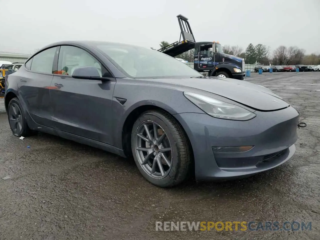 4 Photograph of a damaged car 5YJ3E1EA3PF672510 TESLA MODEL 3 2023