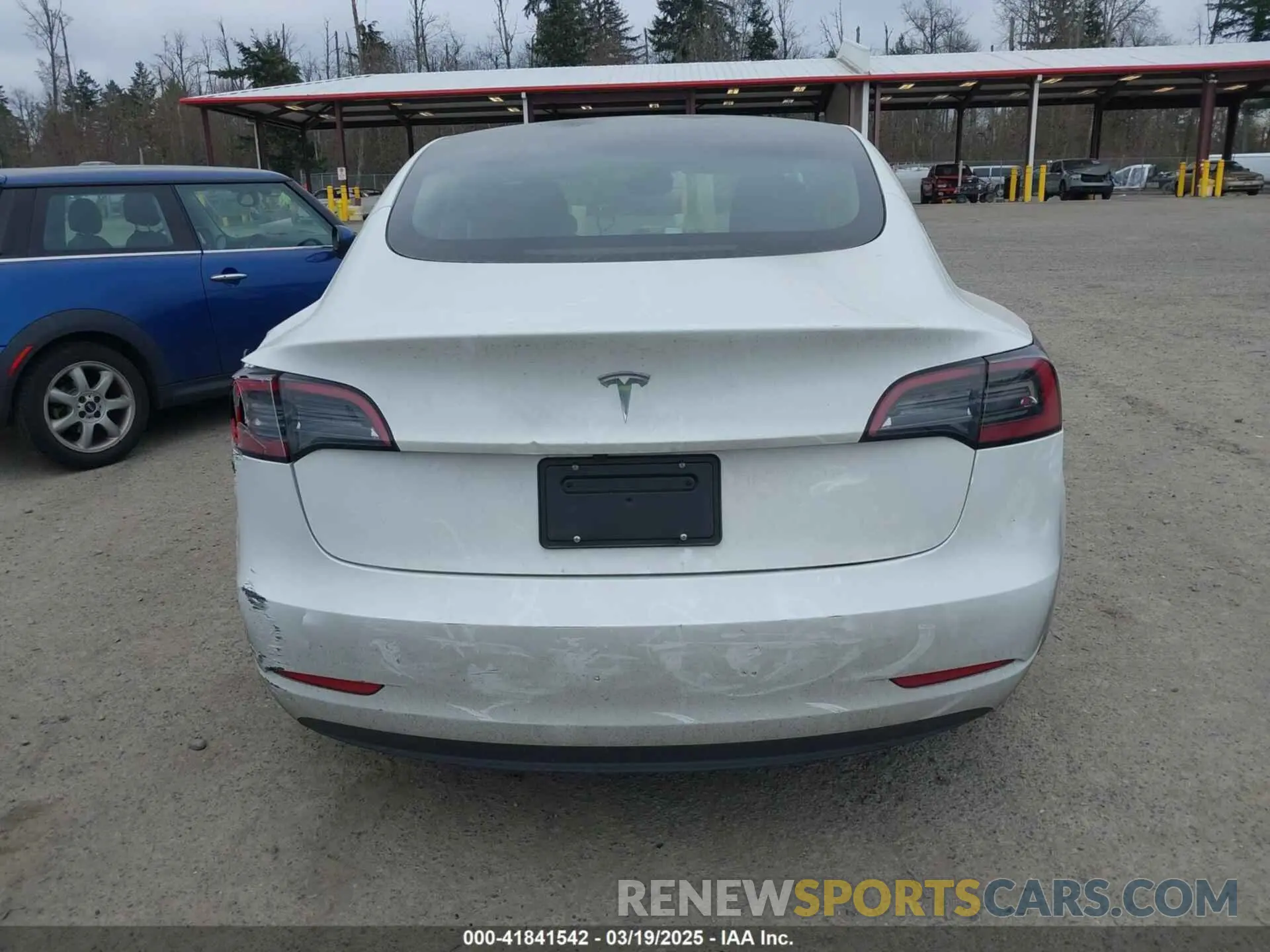 15 Photograph of a damaged car 5YJ3E1EA3PF672815 TESLA MODEL 3 2023