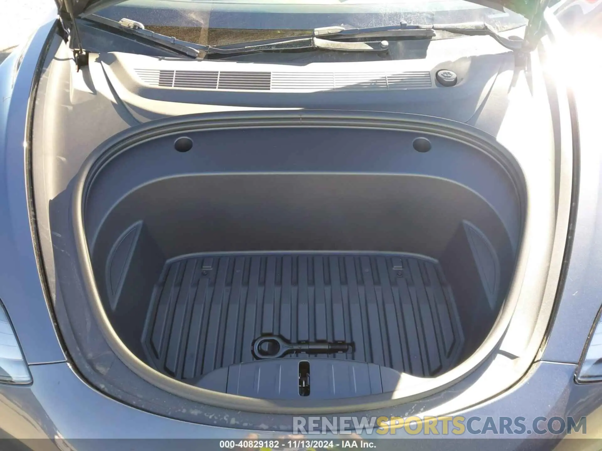 10 Photograph of a damaged car 5YJ3E1EA3PF680722 TESLA MODEL 3 2023
