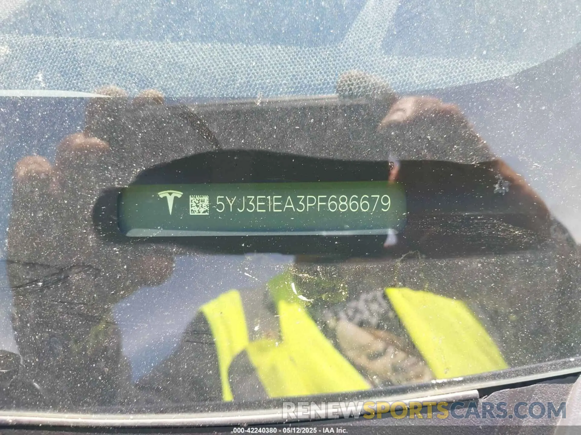 20 Photograph of a damaged car 5YJ3E1EA3PF686679 TESLA MODEL 3 2023