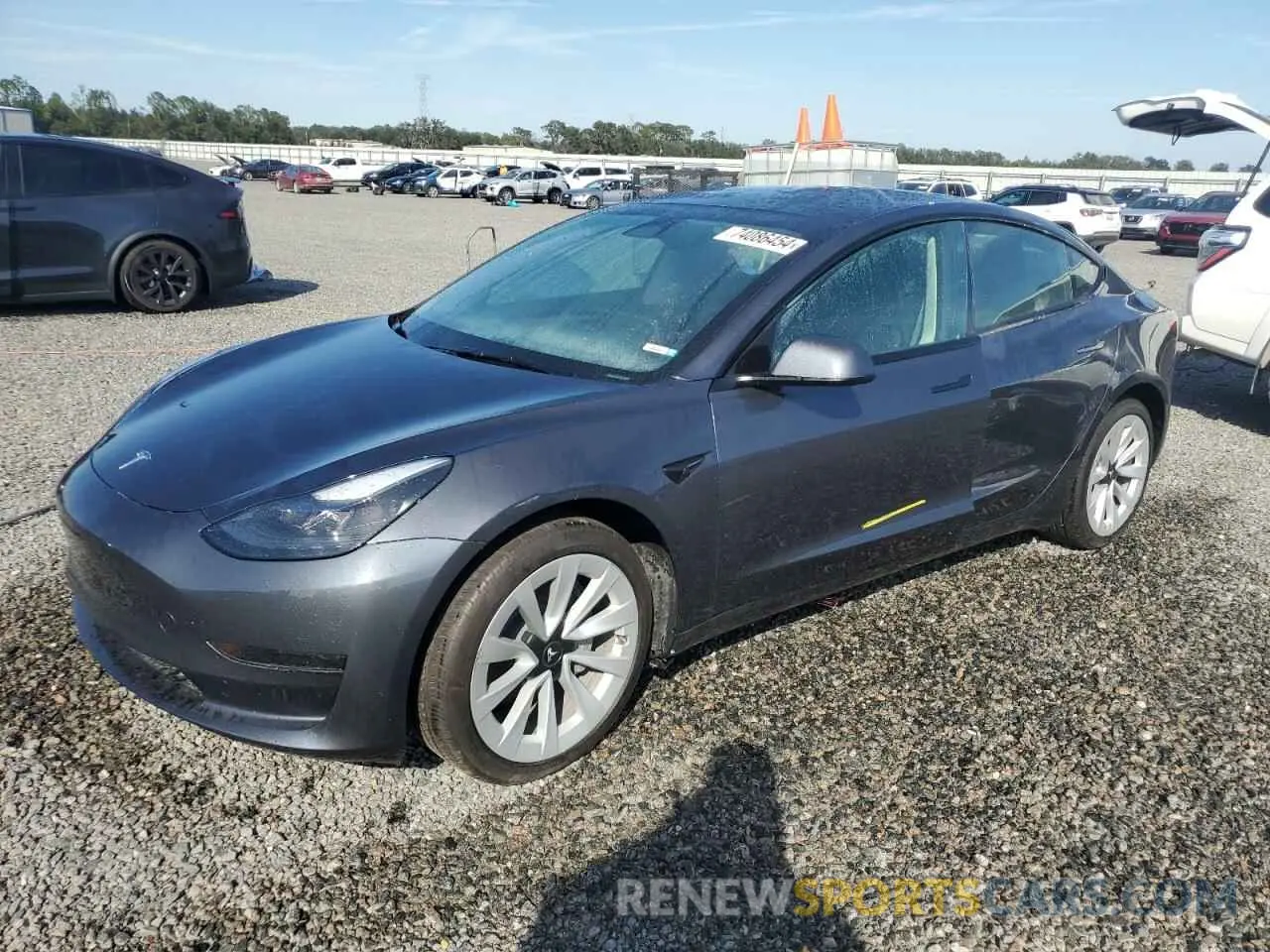1 Photograph of a damaged car 5YJ3E1EA3PF692630 TESLA MODEL 3 2023