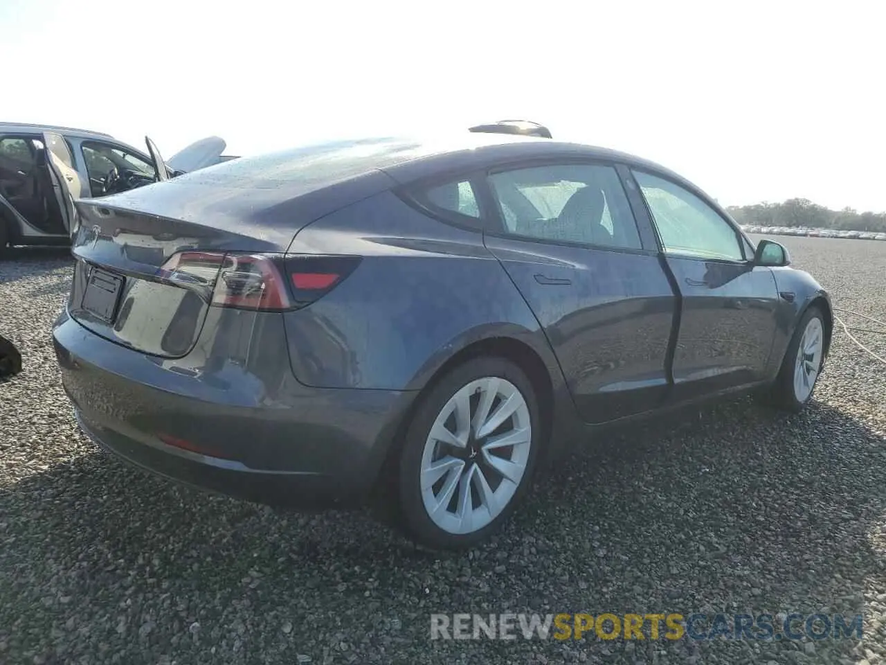 3 Photograph of a damaged car 5YJ3E1EA3PF692630 TESLA MODEL 3 2023
