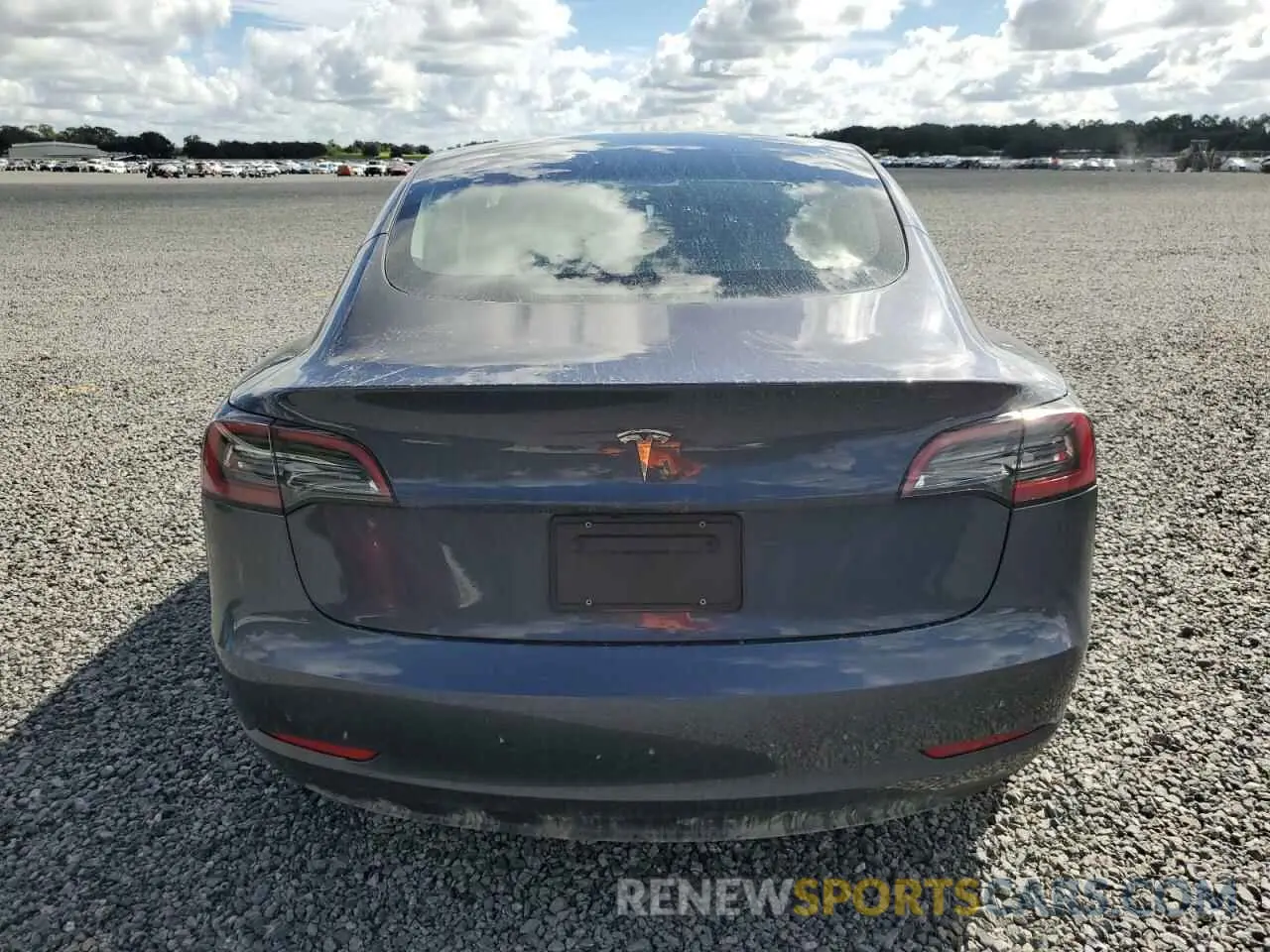 6 Photograph of a damaged car 5YJ3E1EA3PF699657 TESLA MODEL 3 2023