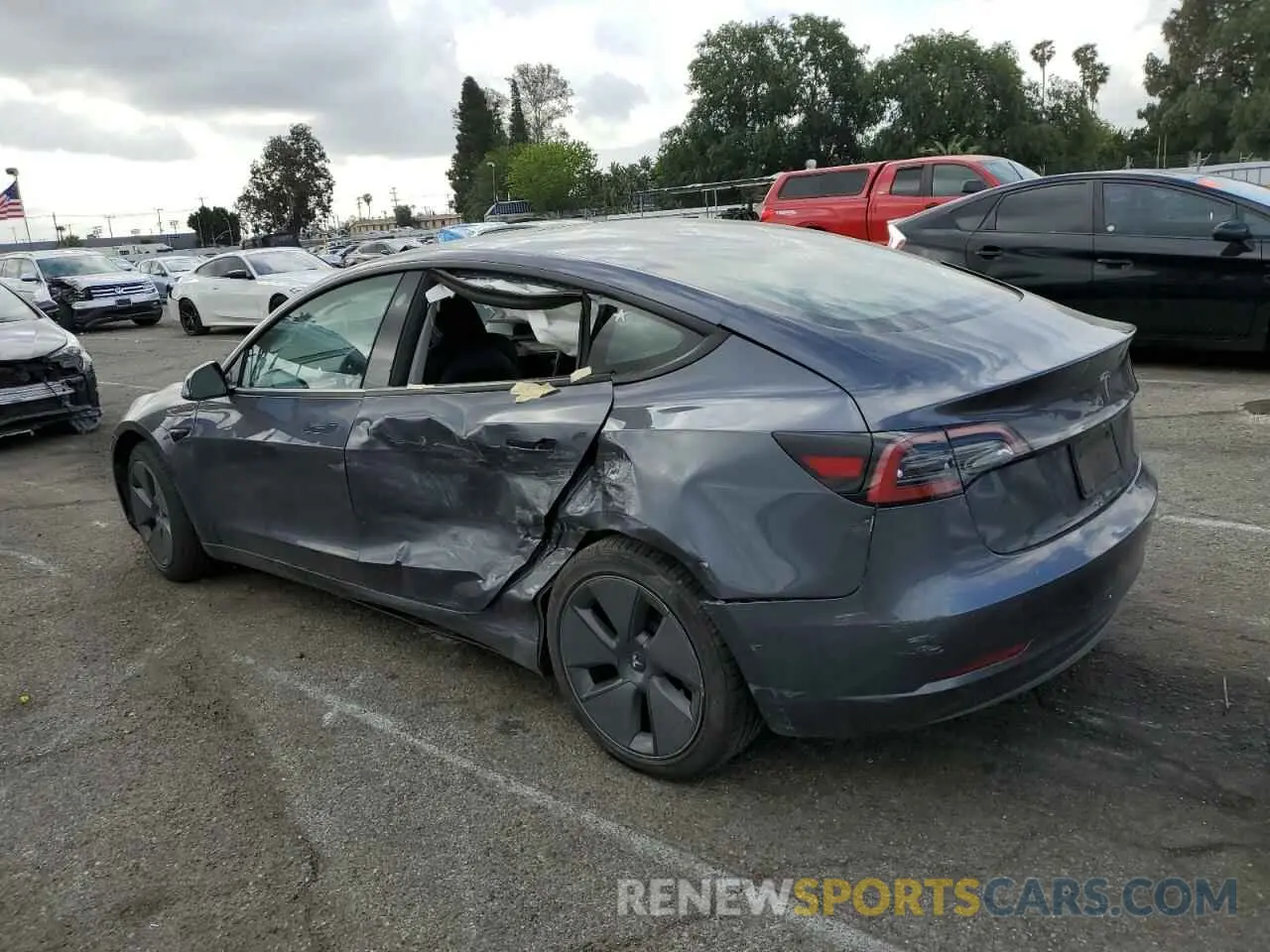 2 Photograph of a damaged car 5YJ3E1EA3PF707109 TESLA MODEL 3 2023