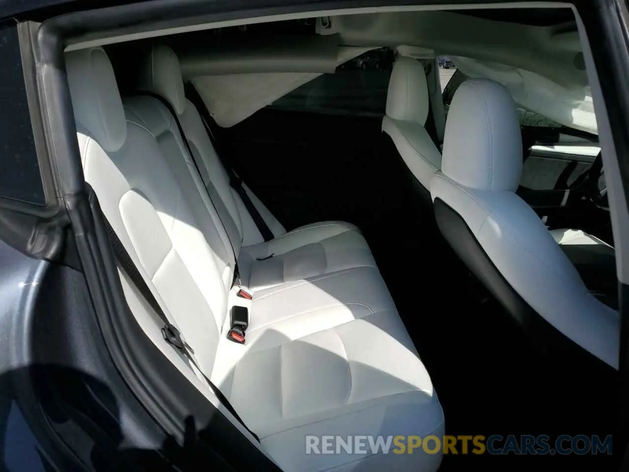 10 Photograph of a damaged car 5YJ3E1EA3PF715839 TESLA MODEL 3 2023
