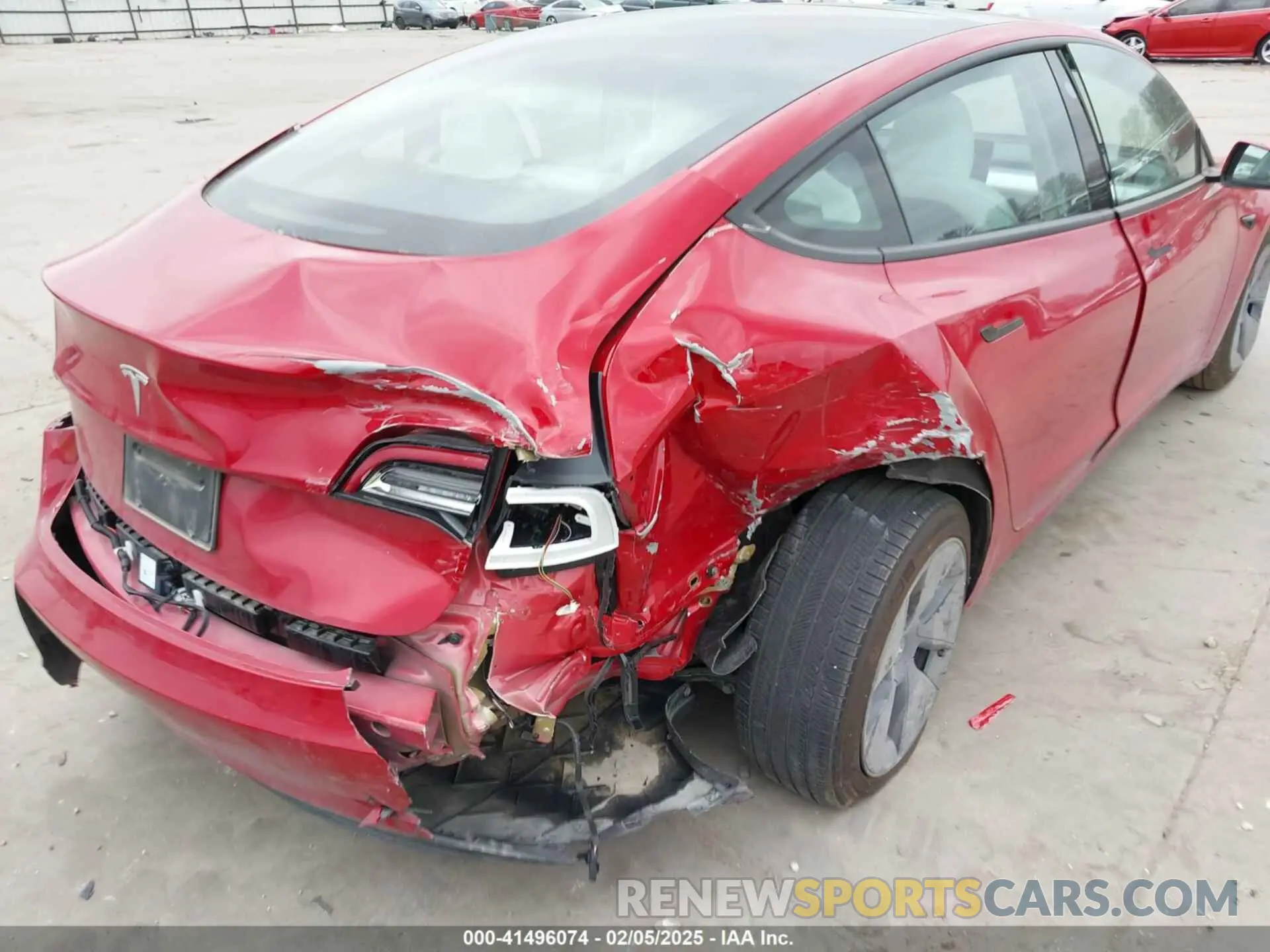 18 Photograph of a damaged car 5YJ3E1EA4PF384642 TESLA MODEL 3 2023