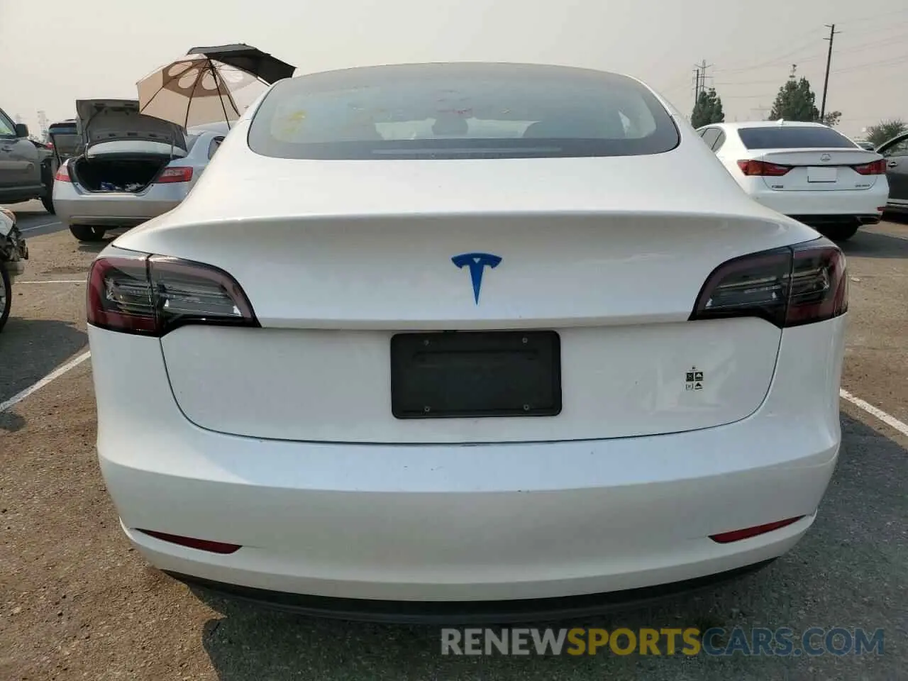 6 Photograph of a damaged car 5YJ3E1EA4PF385807 TESLA MODEL 3 2023