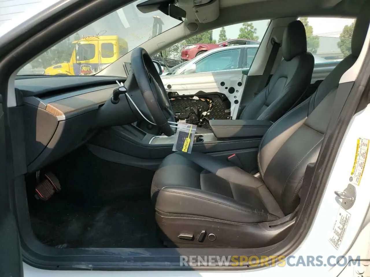 7 Photograph of a damaged car 5YJ3E1EA4PF385807 TESLA MODEL 3 2023