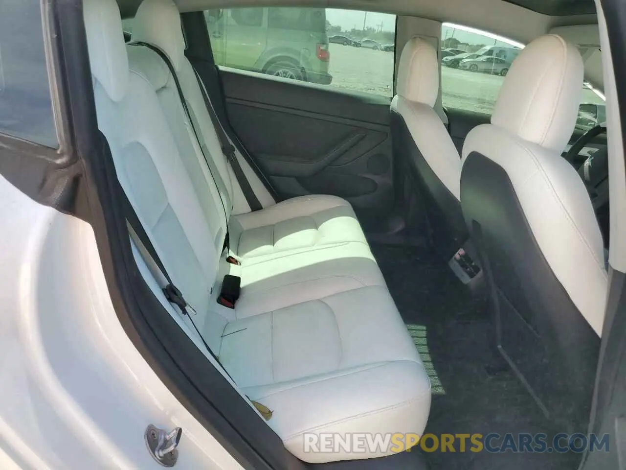 10 Photograph of a damaged car 5YJ3E1EA4PF394247 TESLA MODEL 3 2023