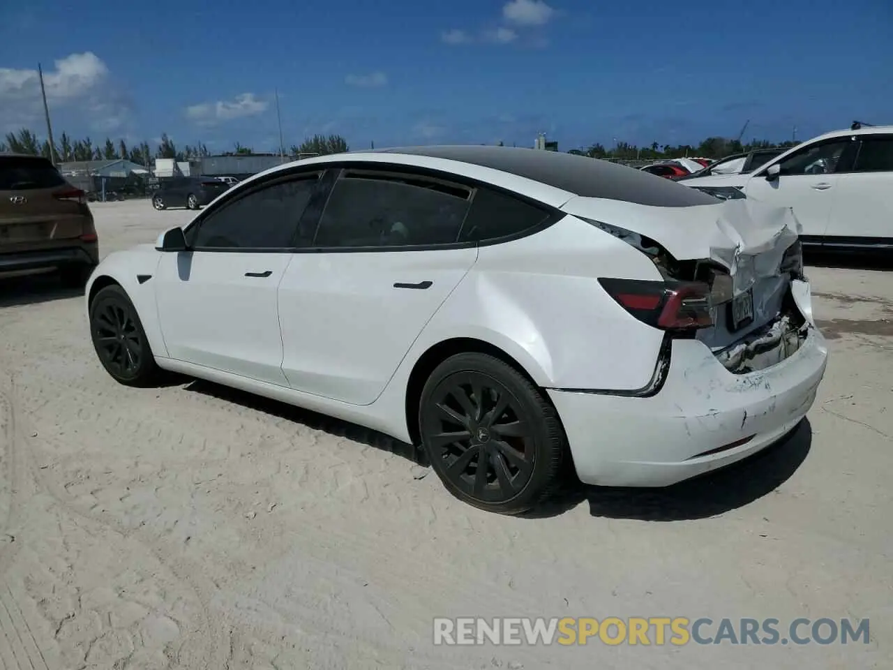 2 Photograph of a damaged car 5YJ3E1EA4PF394247 TESLA MODEL 3 2023