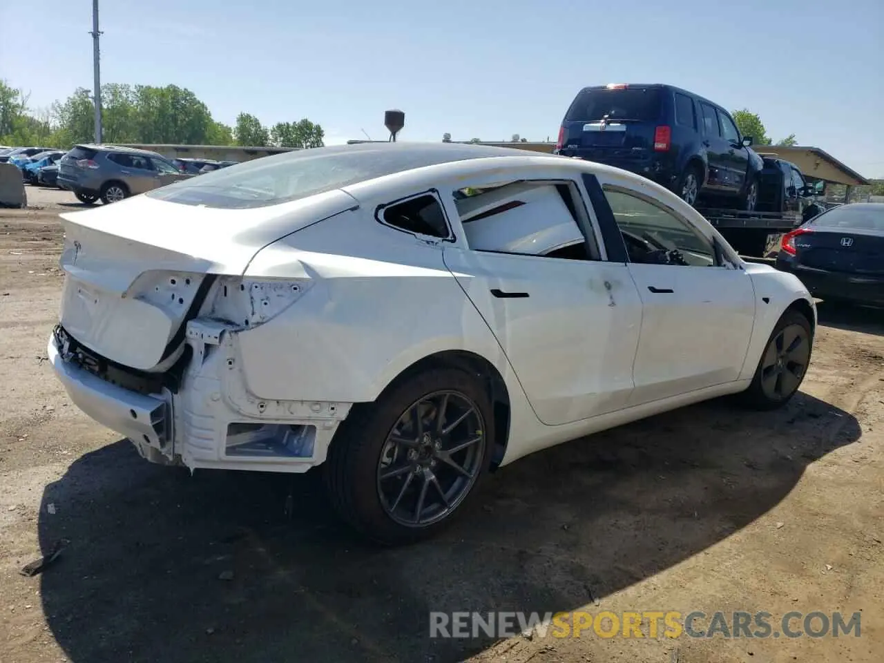 3 Photograph of a damaged car 5YJ3E1EA4PF398301 TESLA MODEL 3 2023