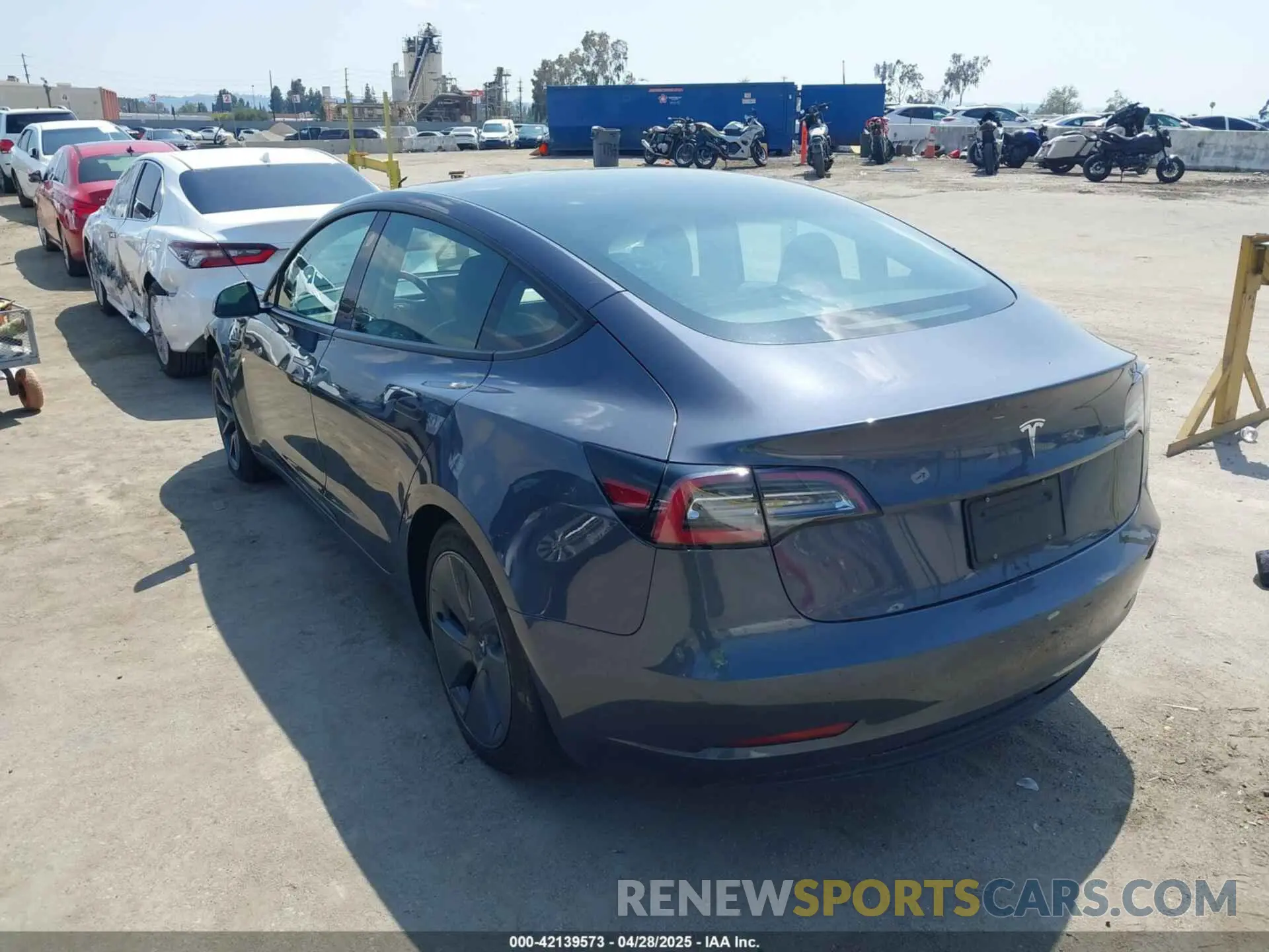 3 Photograph of a damaged car 5YJ3E1EA4PF398573 TESLA MODEL 3 2023