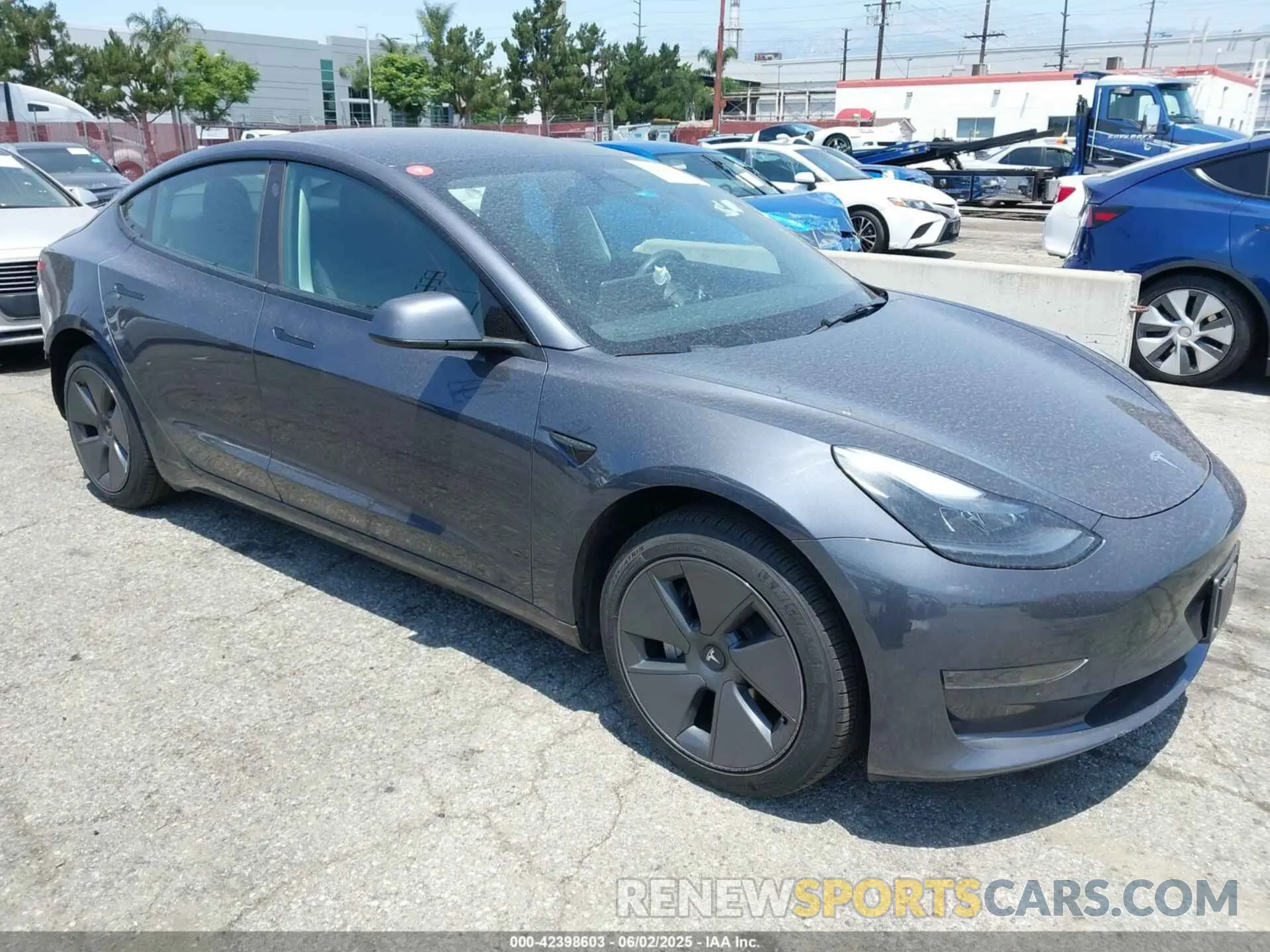 1 Photograph of a damaged car 5YJ3E1EA4PF400306 TESLA MODEL 3 2023