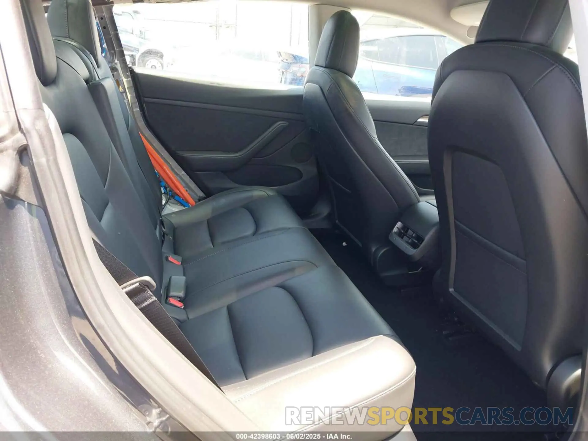 8 Photograph of a damaged car 5YJ3E1EA4PF400306 TESLA MODEL 3 2023