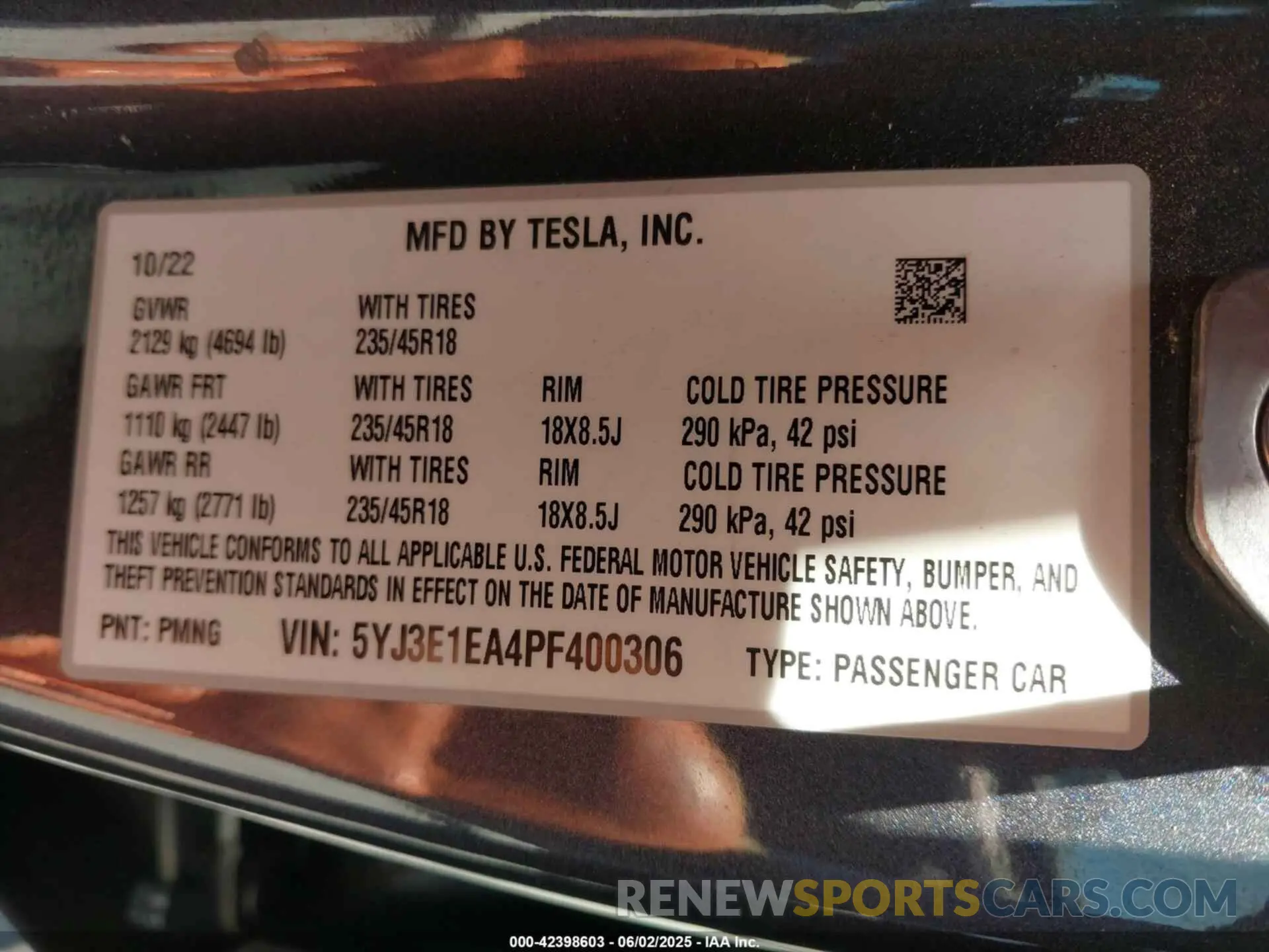 9 Photograph of a damaged car 5YJ3E1EA4PF400306 TESLA MODEL 3 2023