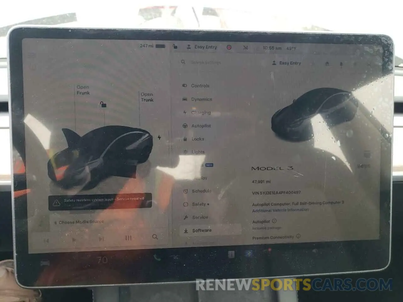 9 Photograph of a damaged car 5YJ3E1EA4PF400497 TESLA MODEL 3 2023