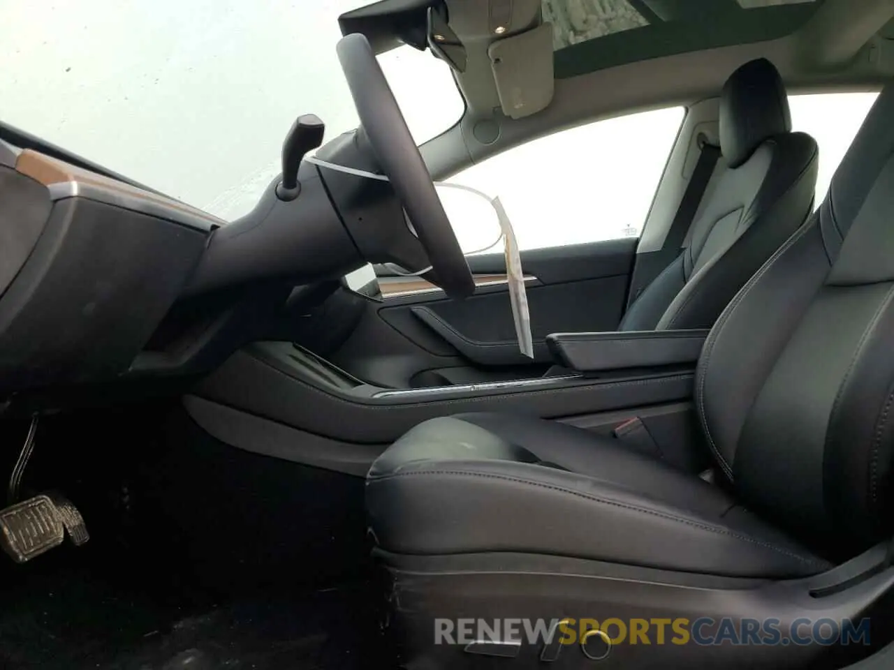 7 Photograph of a damaged car 5YJ3E1EA4PF402430 TESLA MODEL 3 2023