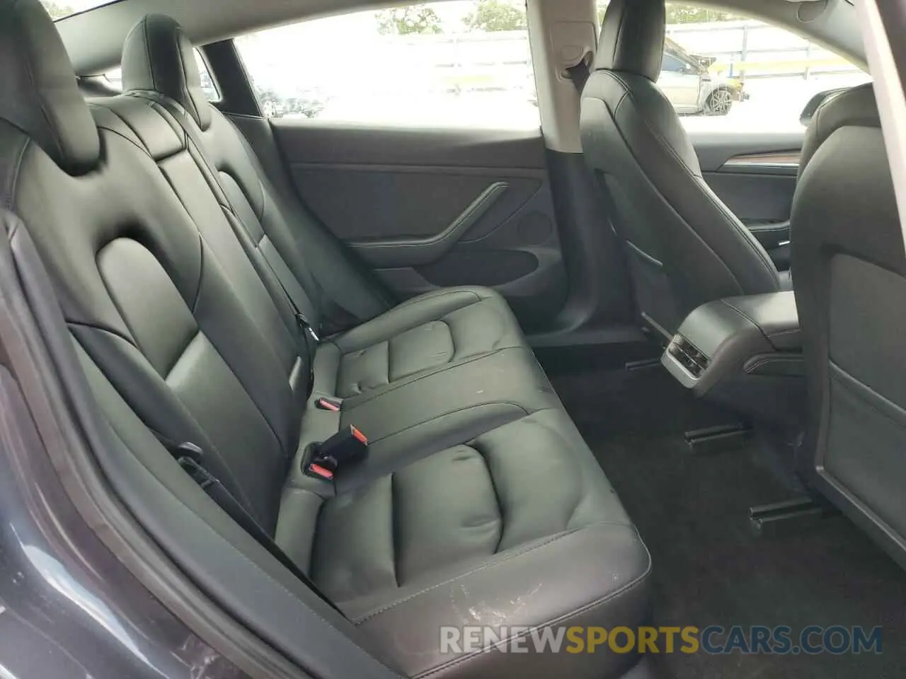 10 Photograph of a damaged car 5YJ3E1EA4PF407112 TESLA MODEL 3 2023