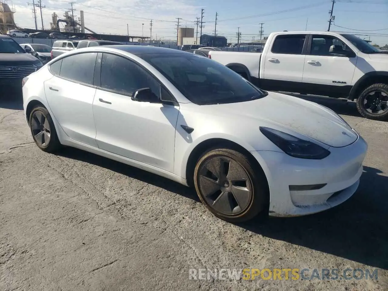 4 Photograph of a damaged car 5YJ3E1EA4PF412696 TESLA MODEL 3 2023
