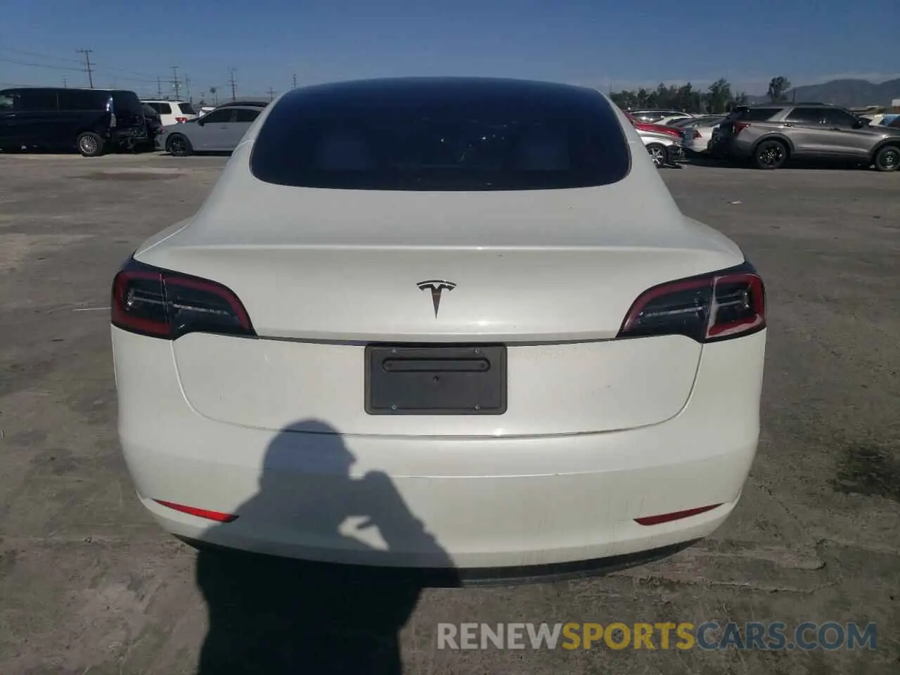 6 Photograph of a damaged car 5YJ3E1EA4PF412696 TESLA MODEL 3 2023