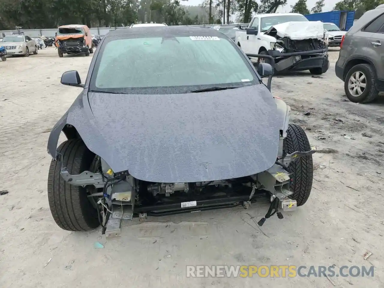 5 Photograph of a damaged car 5YJ3E1EA4PF413492 TESLA MODEL 3 2023