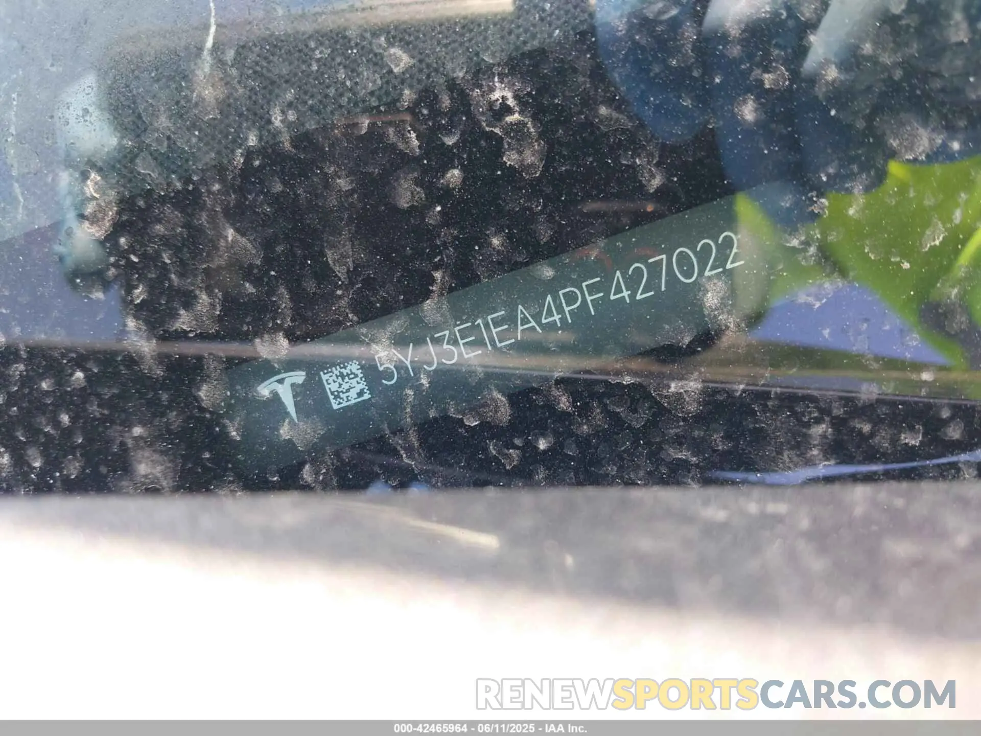 9 Photograph of a damaged car 5YJ3E1EA4PF427022 TESLA MODEL 3 2023