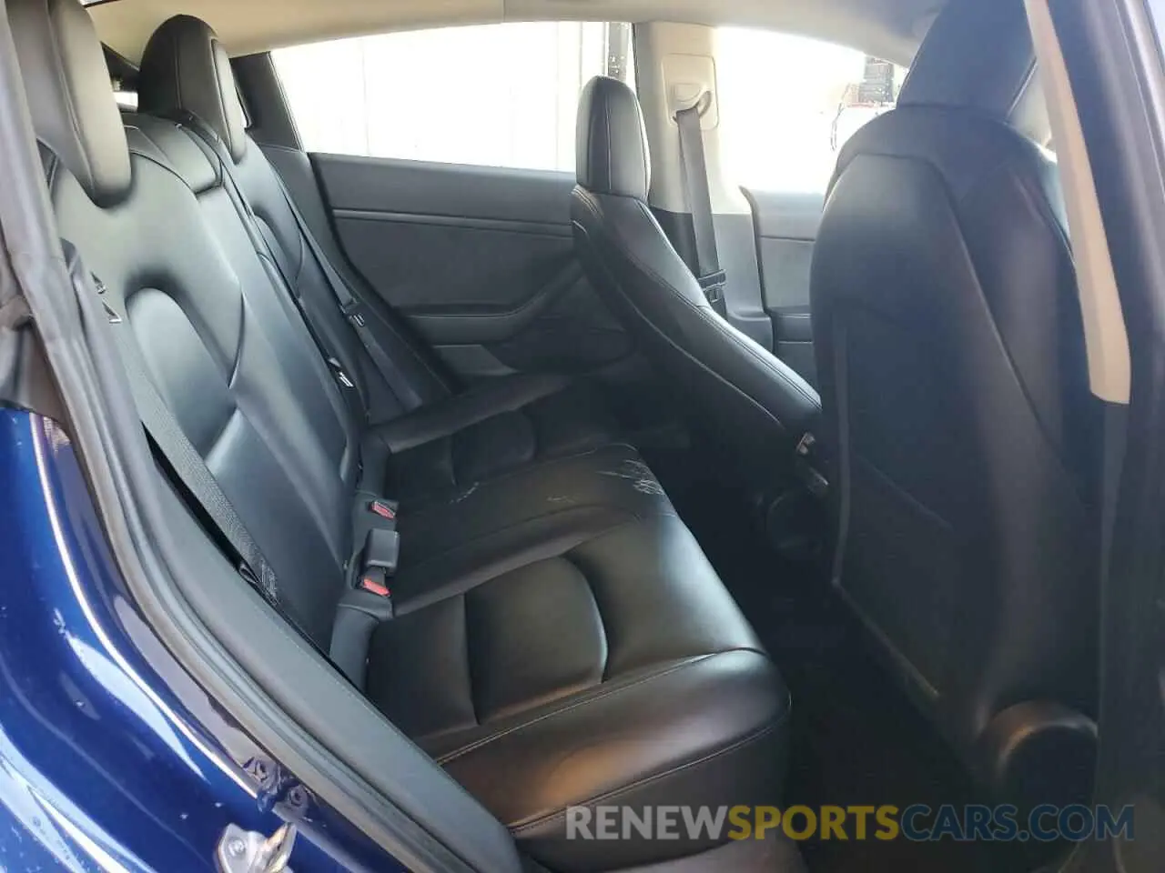 10 Photograph of a damaged car 5YJ3E1EA4PF449389 TESLA MODEL 3 2023