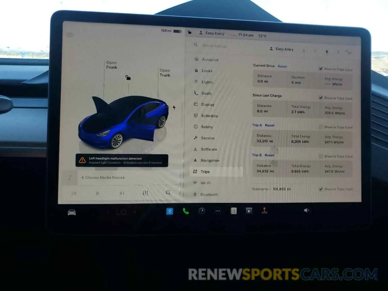 9 Photograph of a damaged car 5YJ3E1EA4PF449389 TESLA MODEL 3 2023