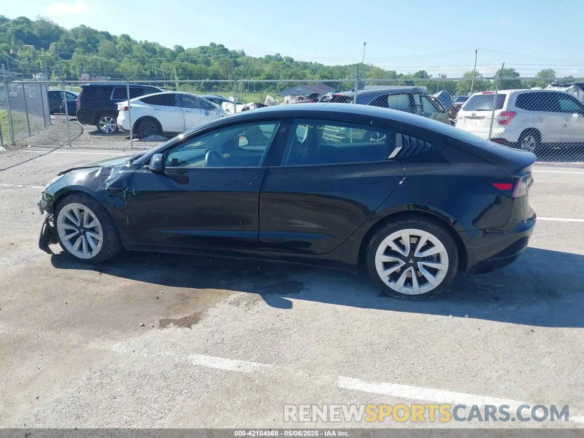 14 Photograph of a damaged car 5YJ3E1EA4PF451787 TESLA MODEL 3 2023