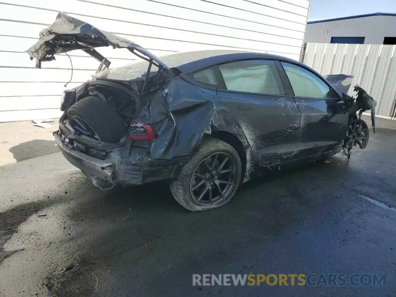 3 Photograph of a damaged car 5YJ3E1EA4PF453409 TESLA MODEL 3 2023