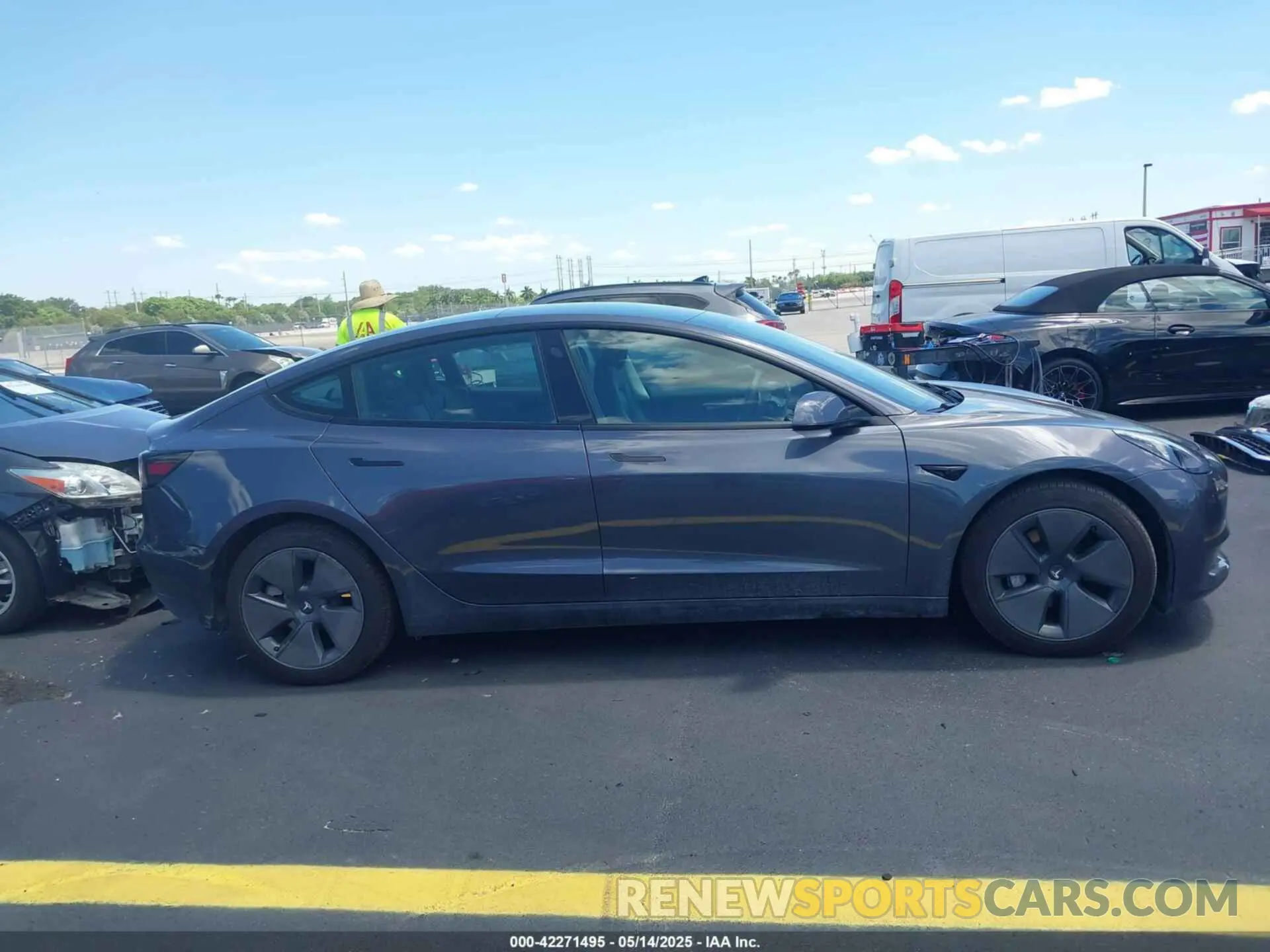 13 Photograph of a damaged car 5YJ3E1EA4PF461624 TESLA MODEL 3 2023