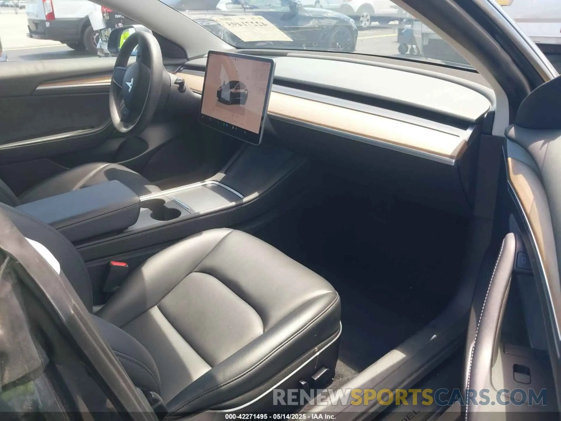5 Photograph of a damaged car 5YJ3E1EA4PF461624 TESLA MODEL 3 2023