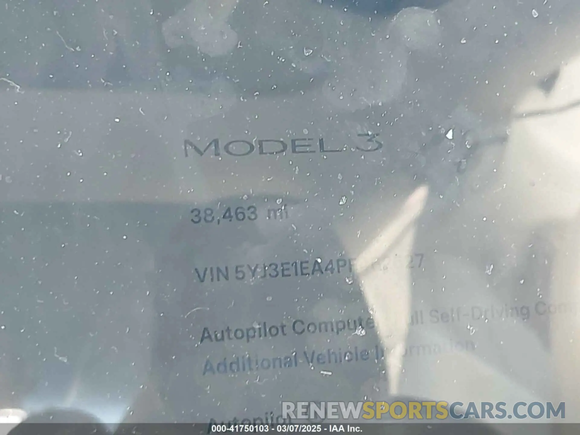 15 Photograph of a damaged car 5YJ3E1EA4PF462627 TESLA MODEL 3 2023
