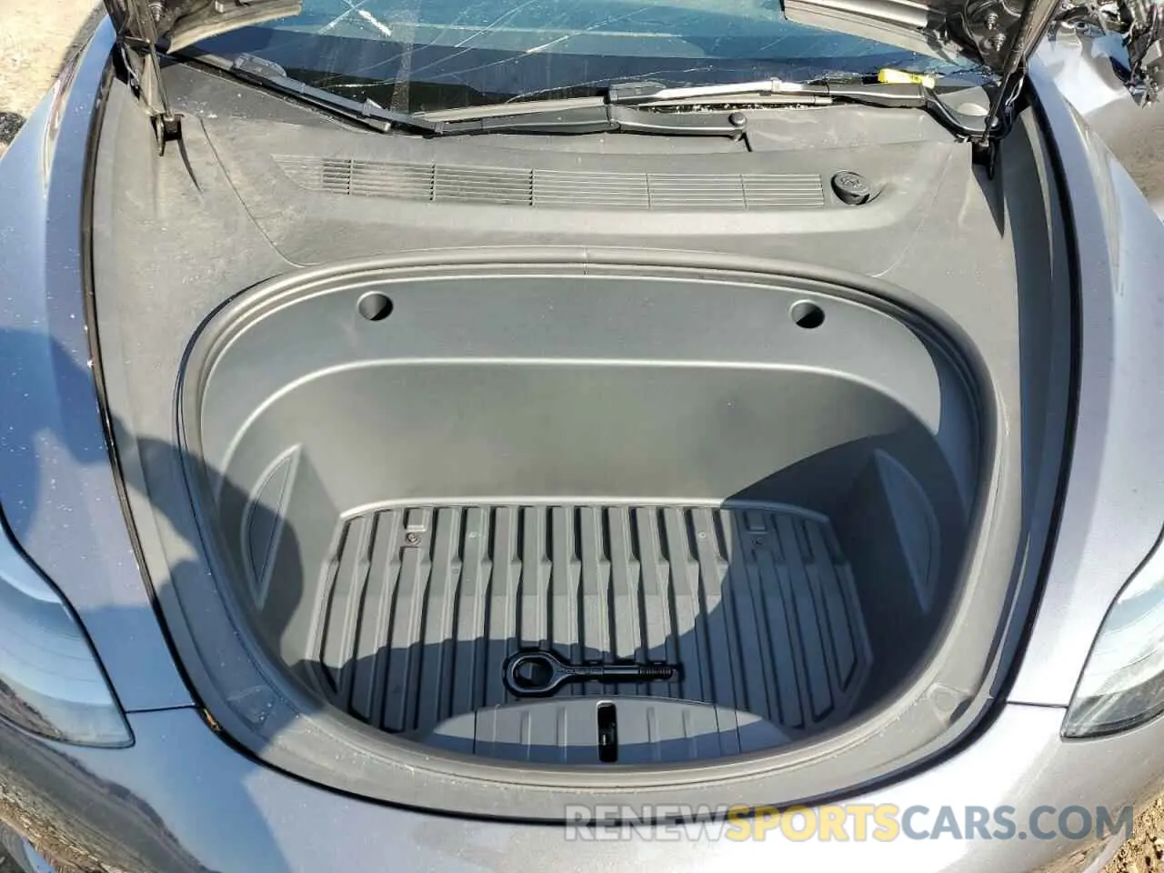 11 Photograph of a damaged car 5YJ3E1EA4PF465284 TESLA MODEL 3 2023