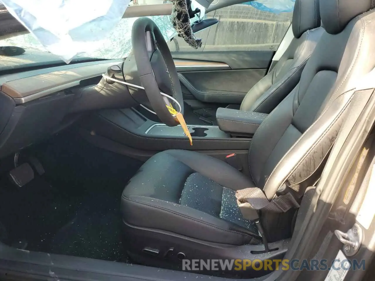 7 Photograph of a damaged car 5YJ3E1EA4PF465284 TESLA MODEL 3 2023