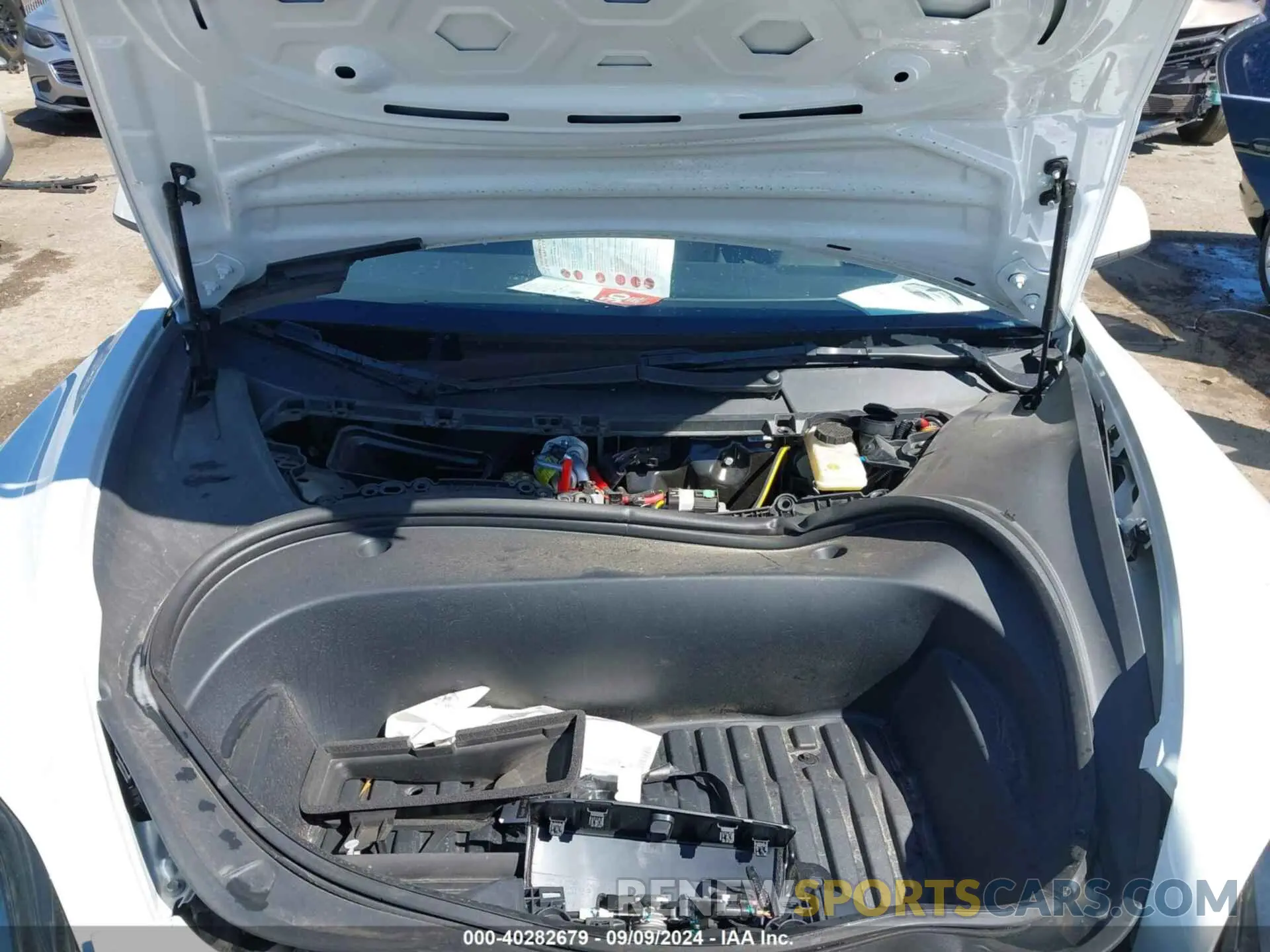 10 Photograph of a damaged car 5YJ3E1EA4PF475426 TESLA MODEL 3 2023