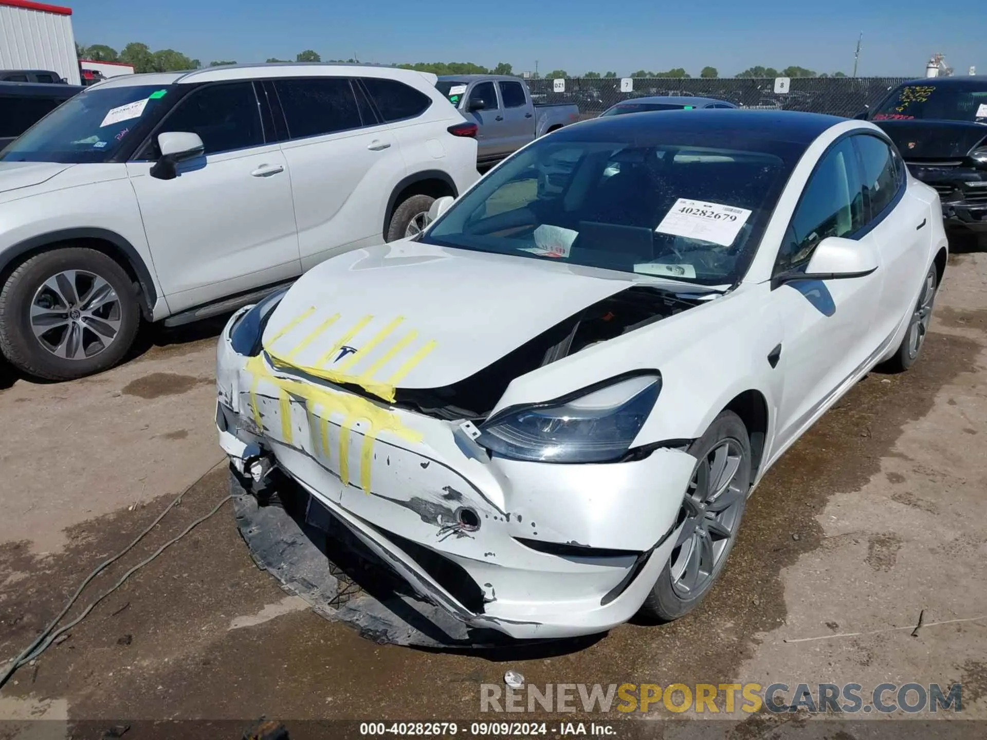 6 Photograph of a damaged car 5YJ3E1EA4PF475426 TESLA MODEL 3 2023