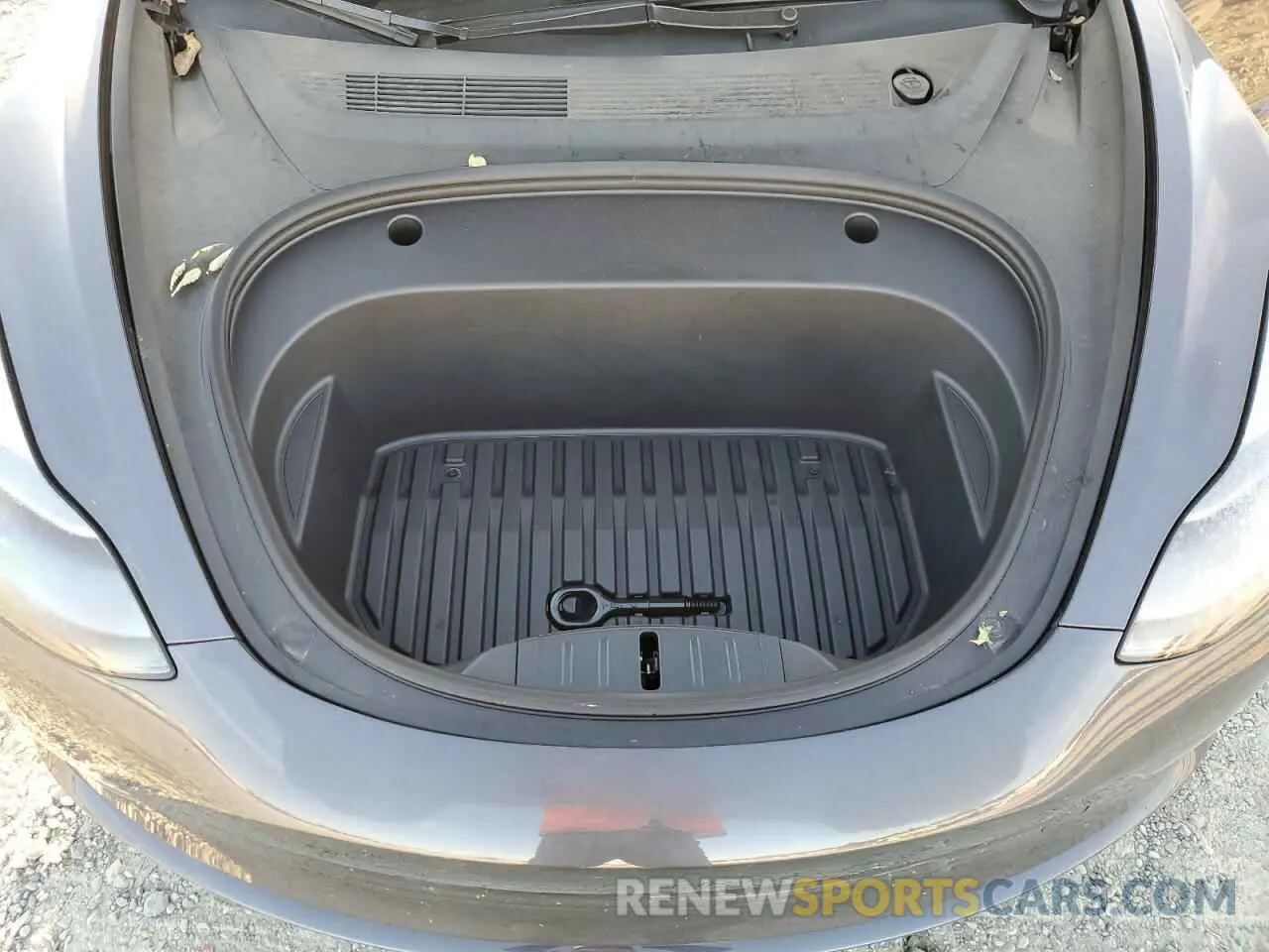 11 Photograph of a damaged car 5YJ3E1EA4PF495417 TESLA MODEL 3 2023