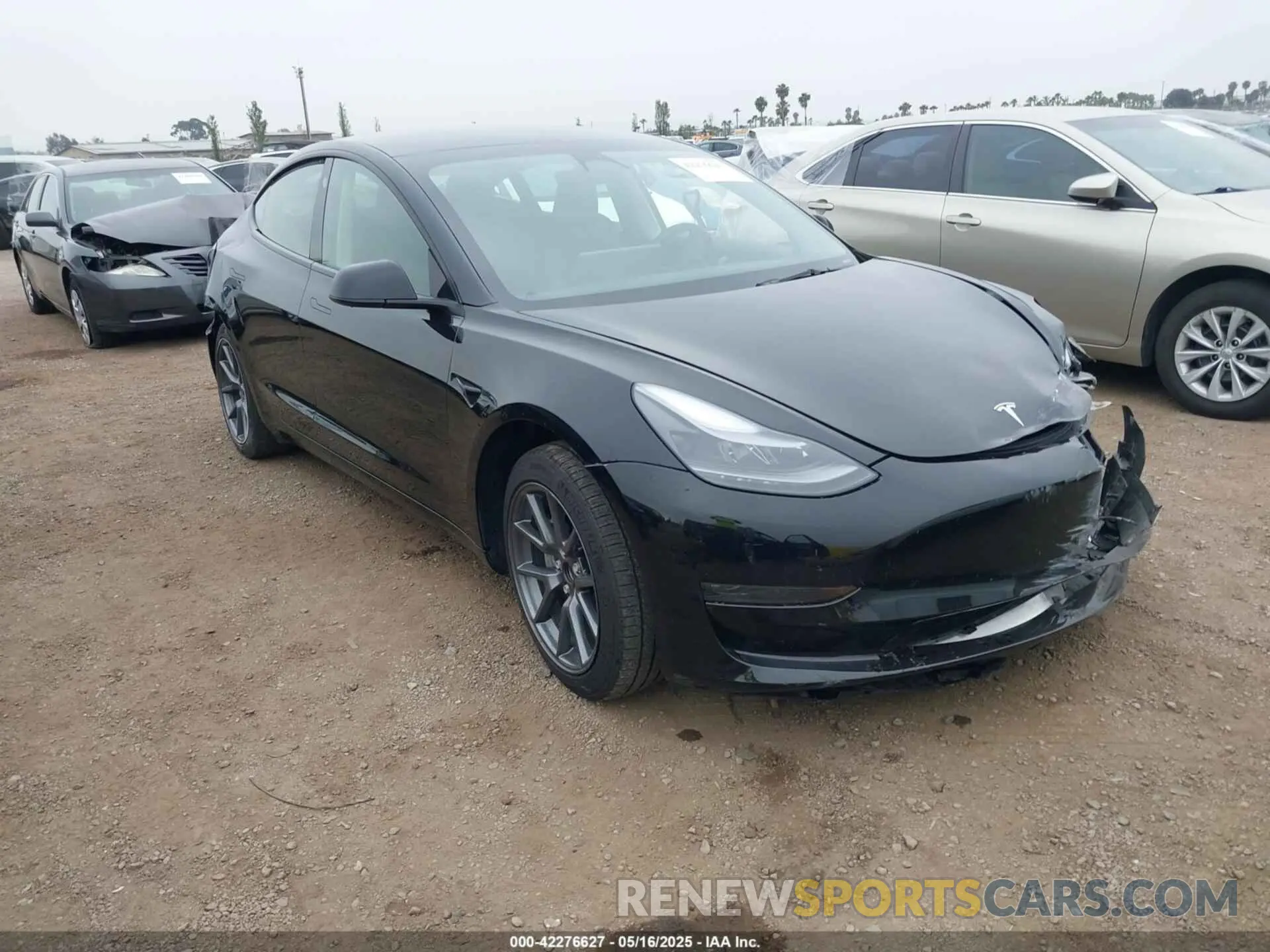 1 Photograph of a damaged car 5YJ3E1EA4PF497068 TESLA MODEL 3 2023