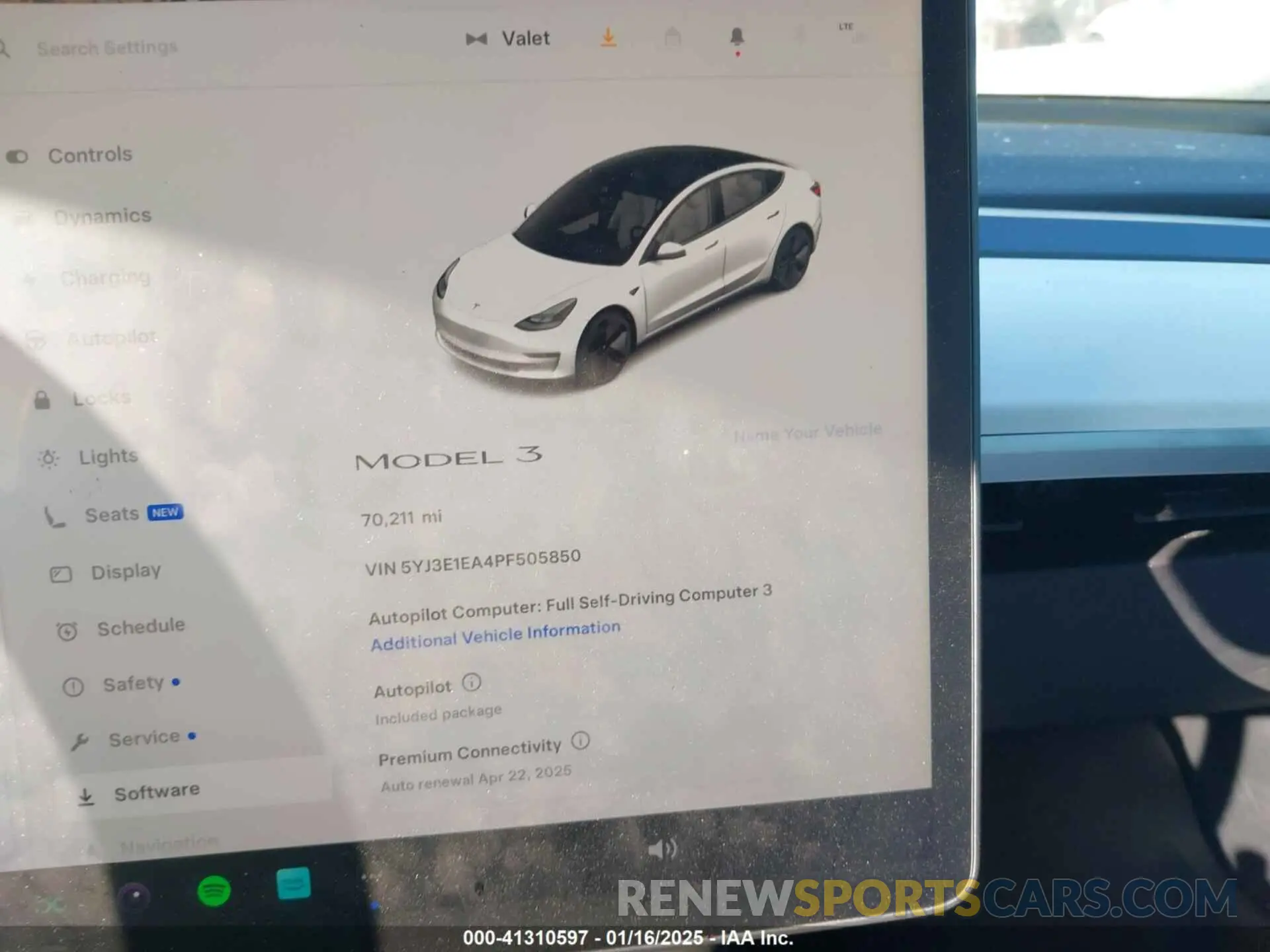 7 Photograph of a damaged car 5YJ3E1EA4PF505850 TESLA MODEL 3 2023
