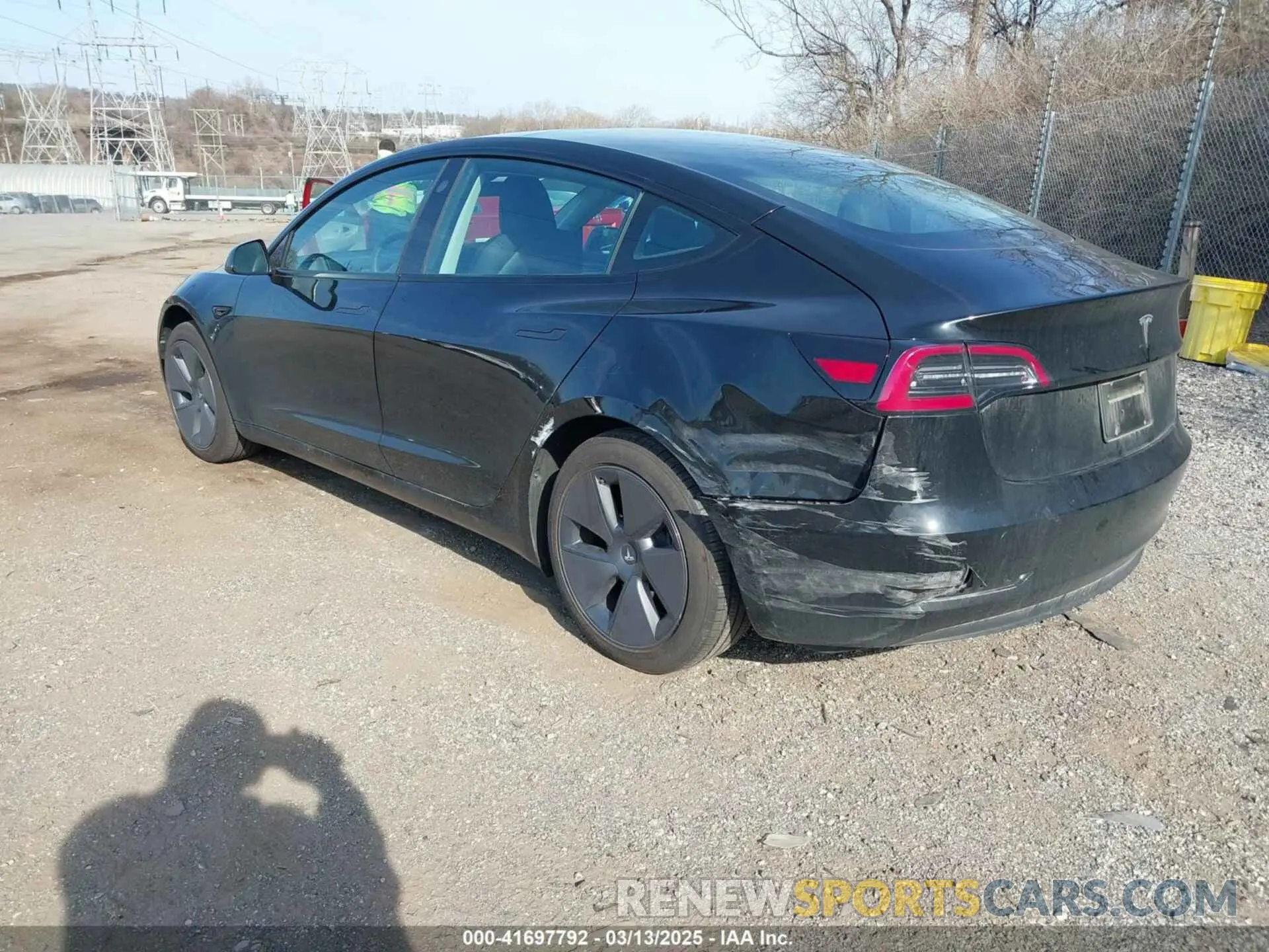 3 Photograph of a damaged car 5YJ3E1EA4PF509459 TESLA MODEL 3 2023