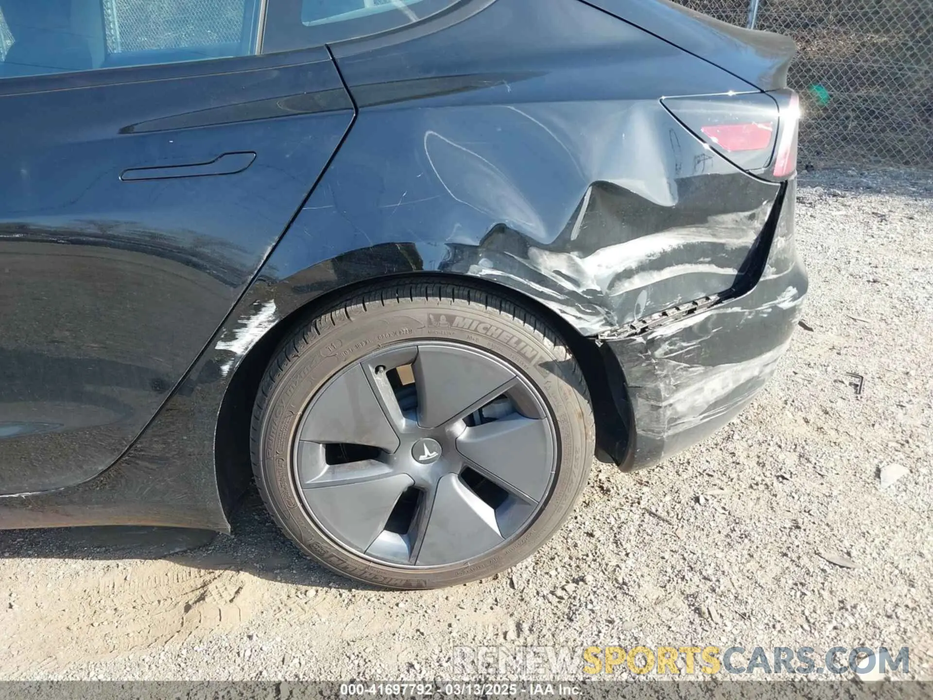 6 Photograph of a damaged car 5YJ3E1EA4PF509459 TESLA MODEL 3 2023