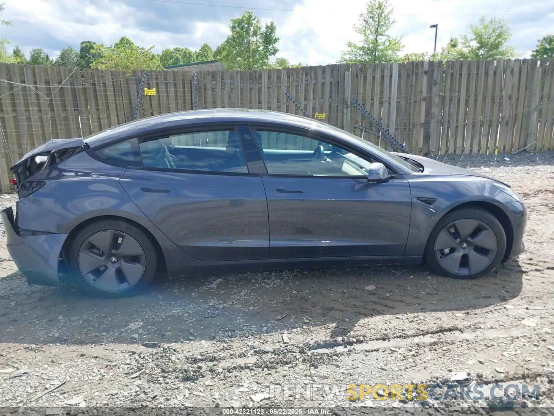 13 Photograph of a damaged car 5YJ3E1EA4PF515844 TESLA MODEL 3 2023