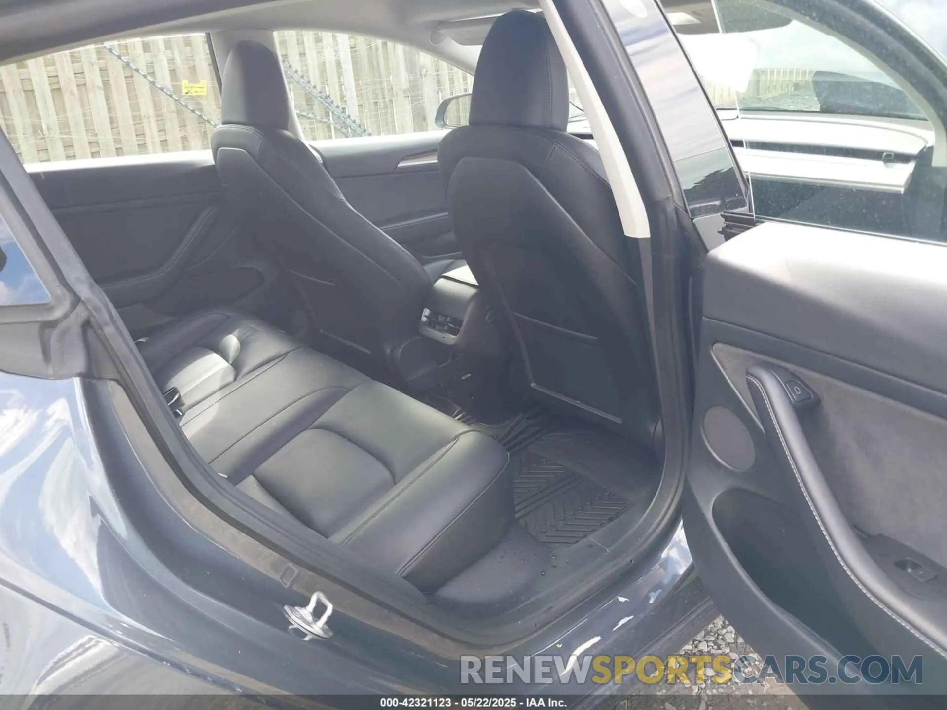 8 Photograph of a damaged car 5YJ3E1EA4PF515844 TESLA MODEL 3 2023