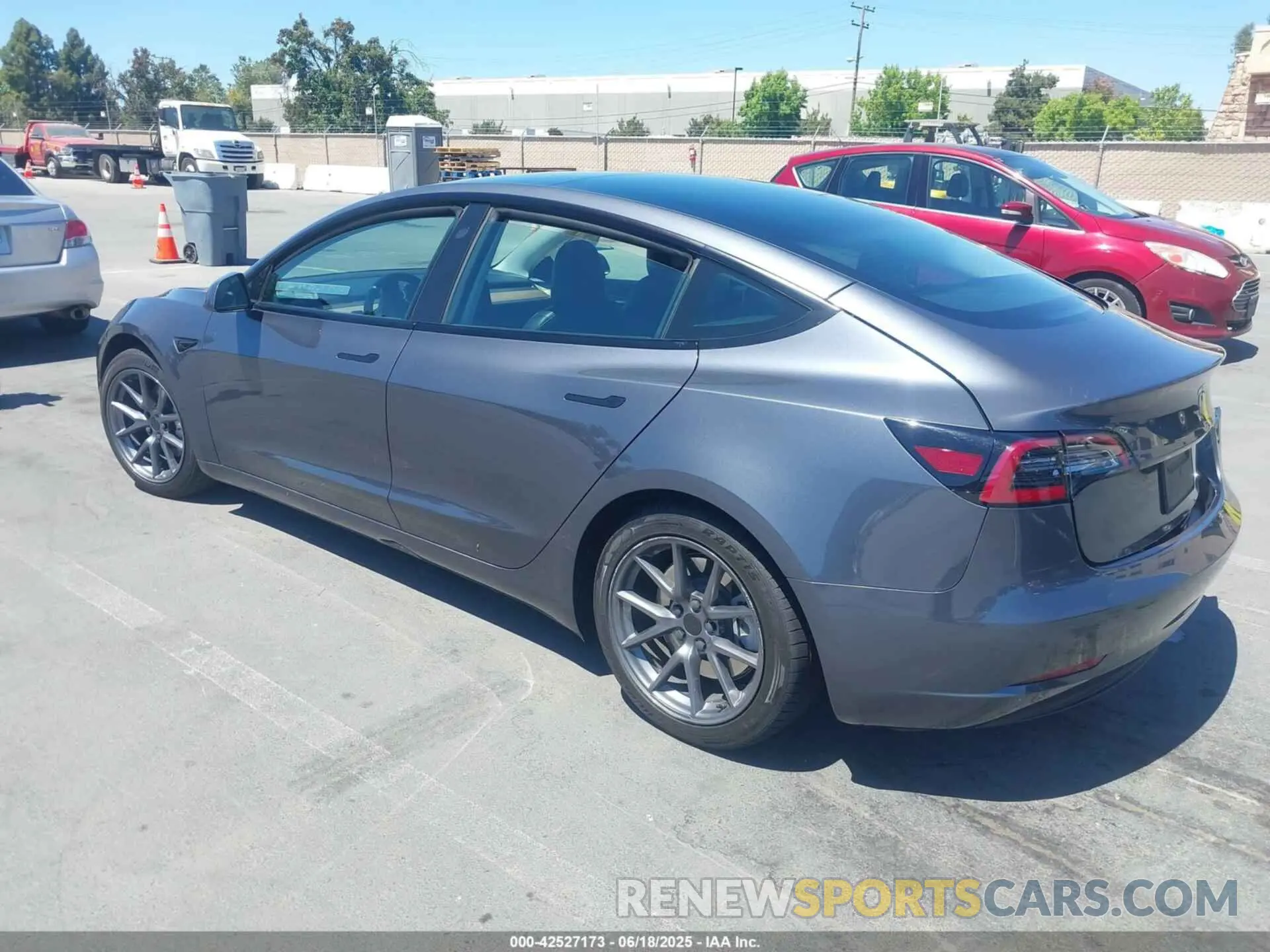 3 Photograph of a damaged car 5YJ3E1EA4PF545281 TESLA MODEL 3 2023