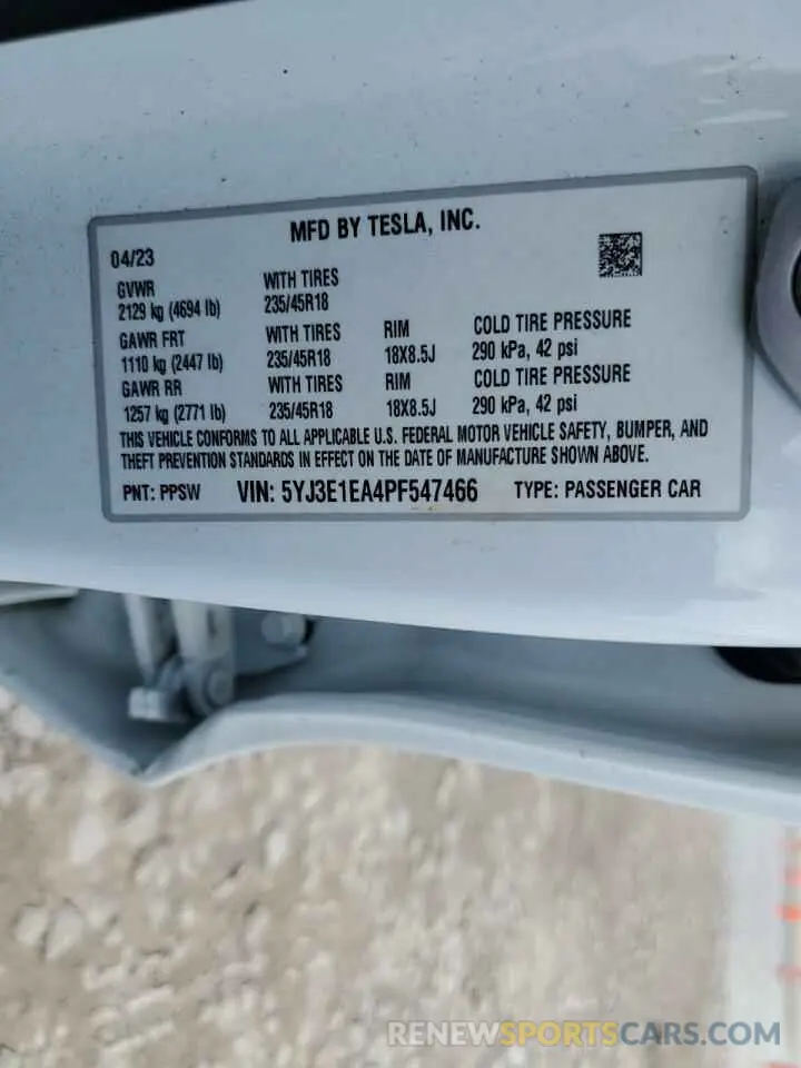 13 Photograph of a damaged car 5YJ3E1EA4PF547466 TESLA MODEL 3 2023